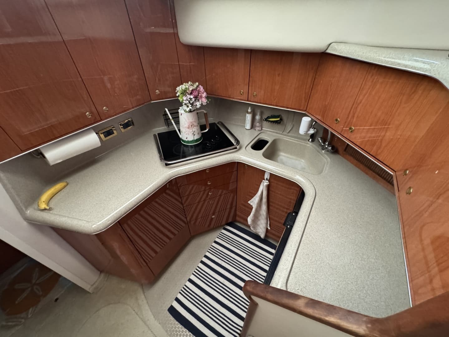 2001 Sea Ray 380 Aft Cabin - Image 65