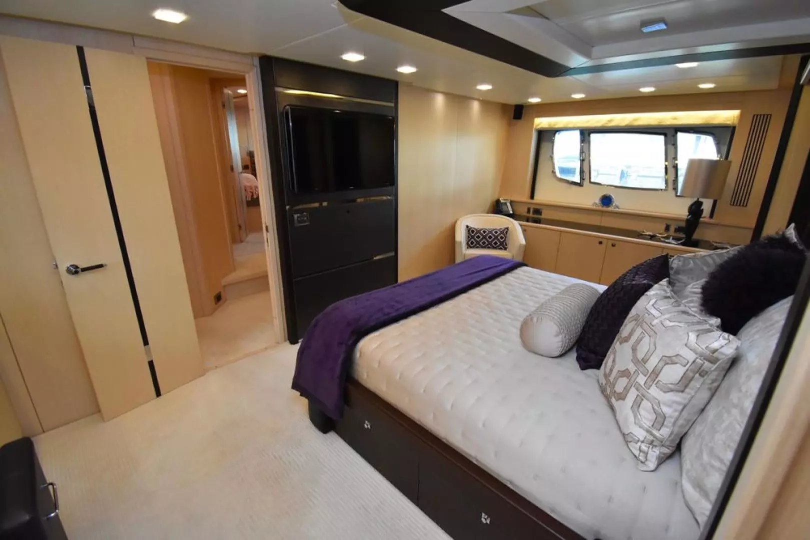 2014 Sunseeker Yacht - Image 41