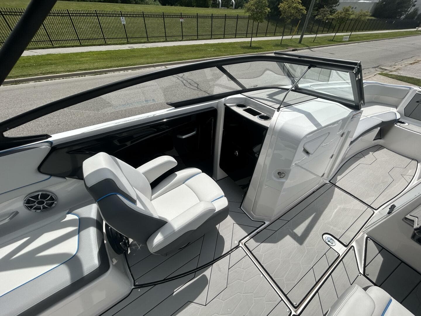 2021 Yamaha Boats 252 XE Wake Edition interior with sleek seating and modern design.
