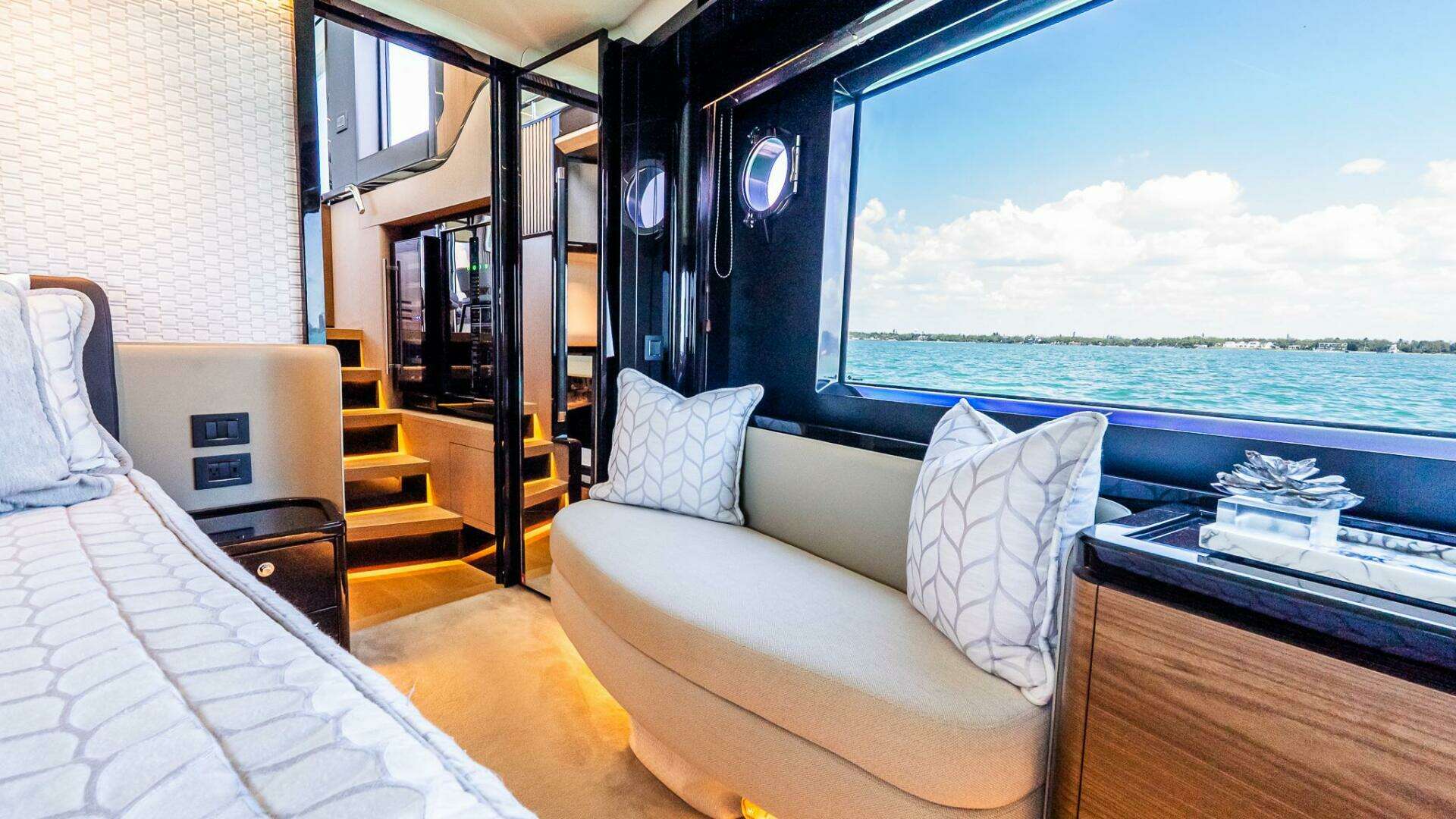 2022 Absolute 64 Navetta - Image 87