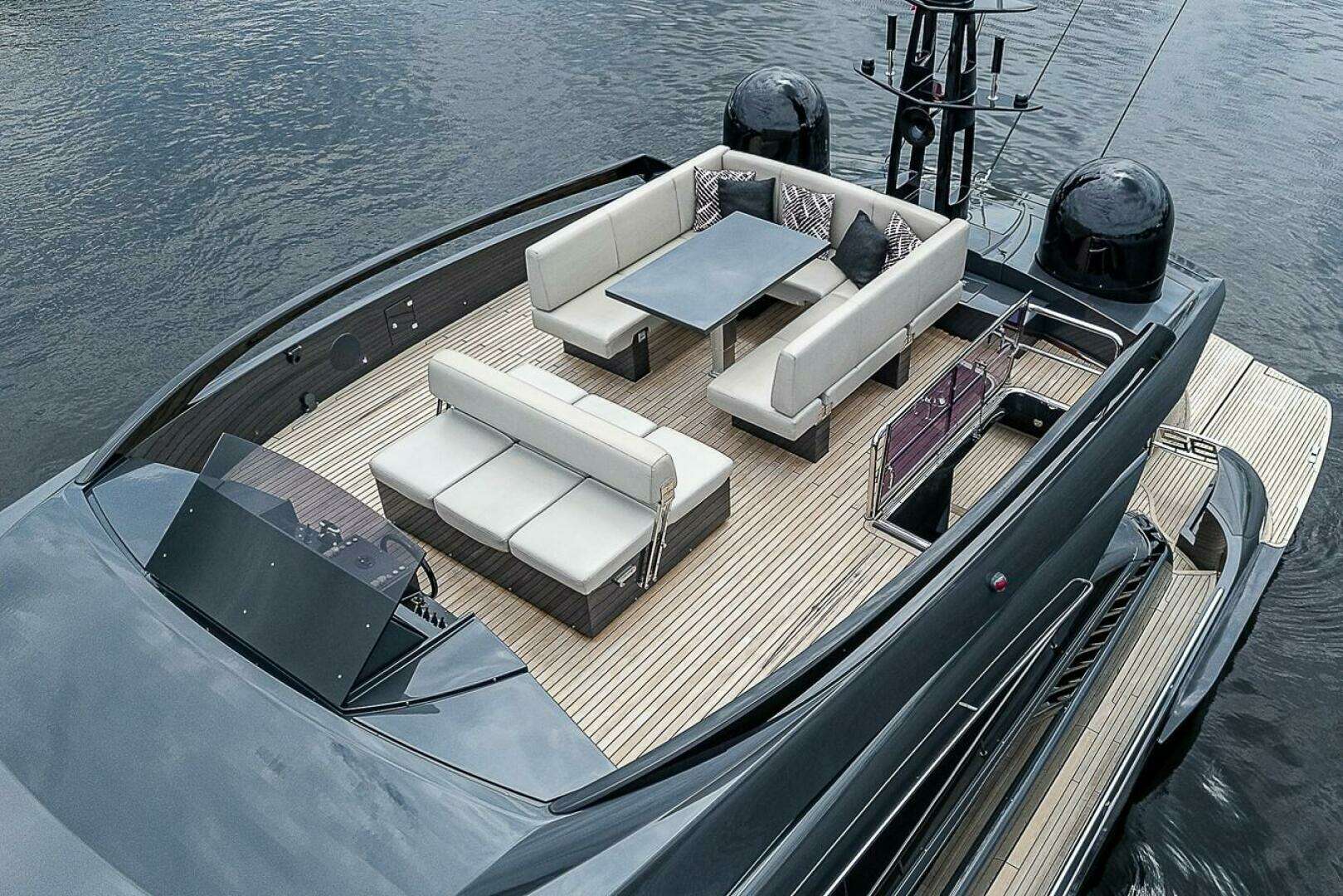 2014 Pershing Pershing 92 - Image 42