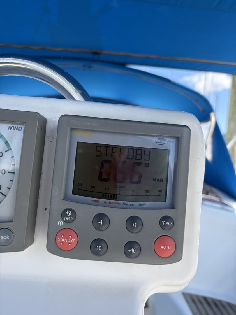 2006 Beneteau 423 - Image 40