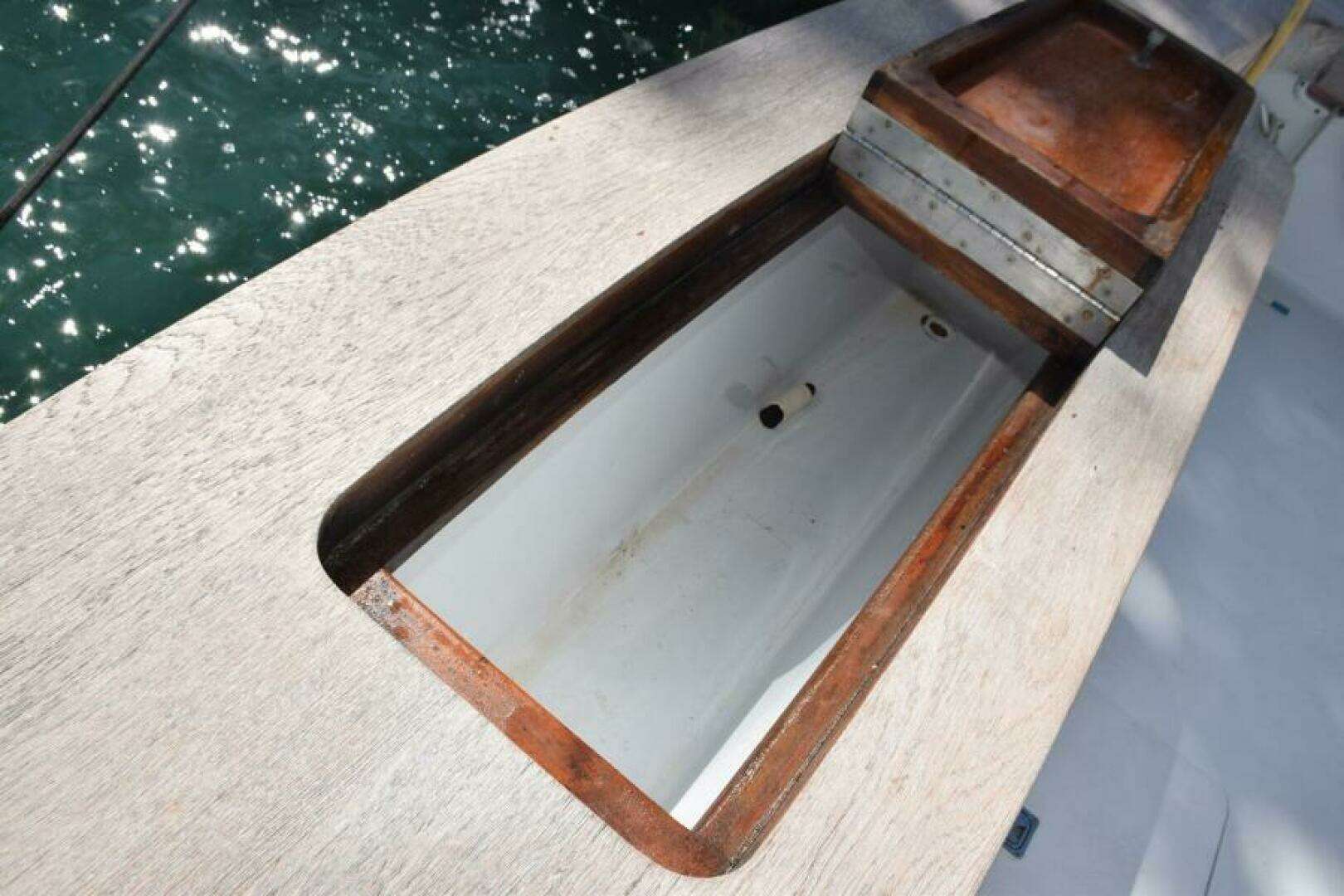 1990 Sunny Briggs Flybridge Sportfish - Image 28
