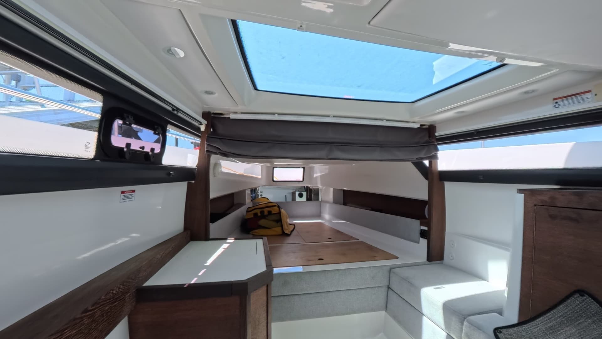 2019 Axopar 37 XC Cross Cabin - Image 8