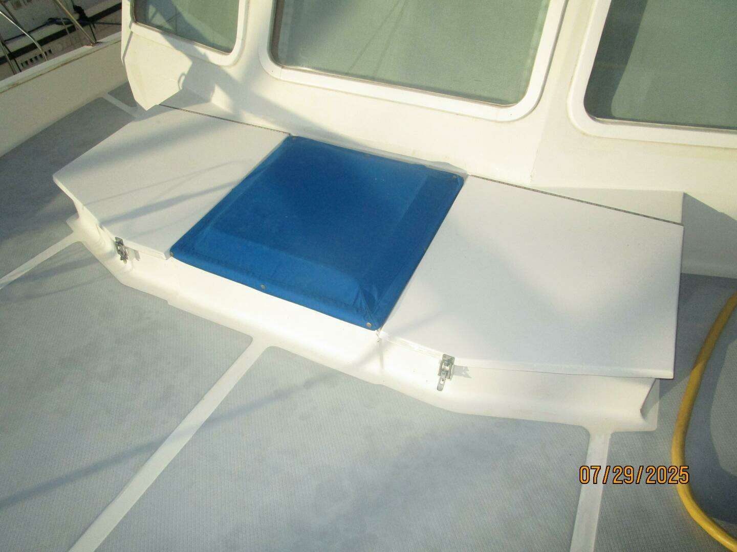 1989 DeFever Offshore Cruiser - Image 10
