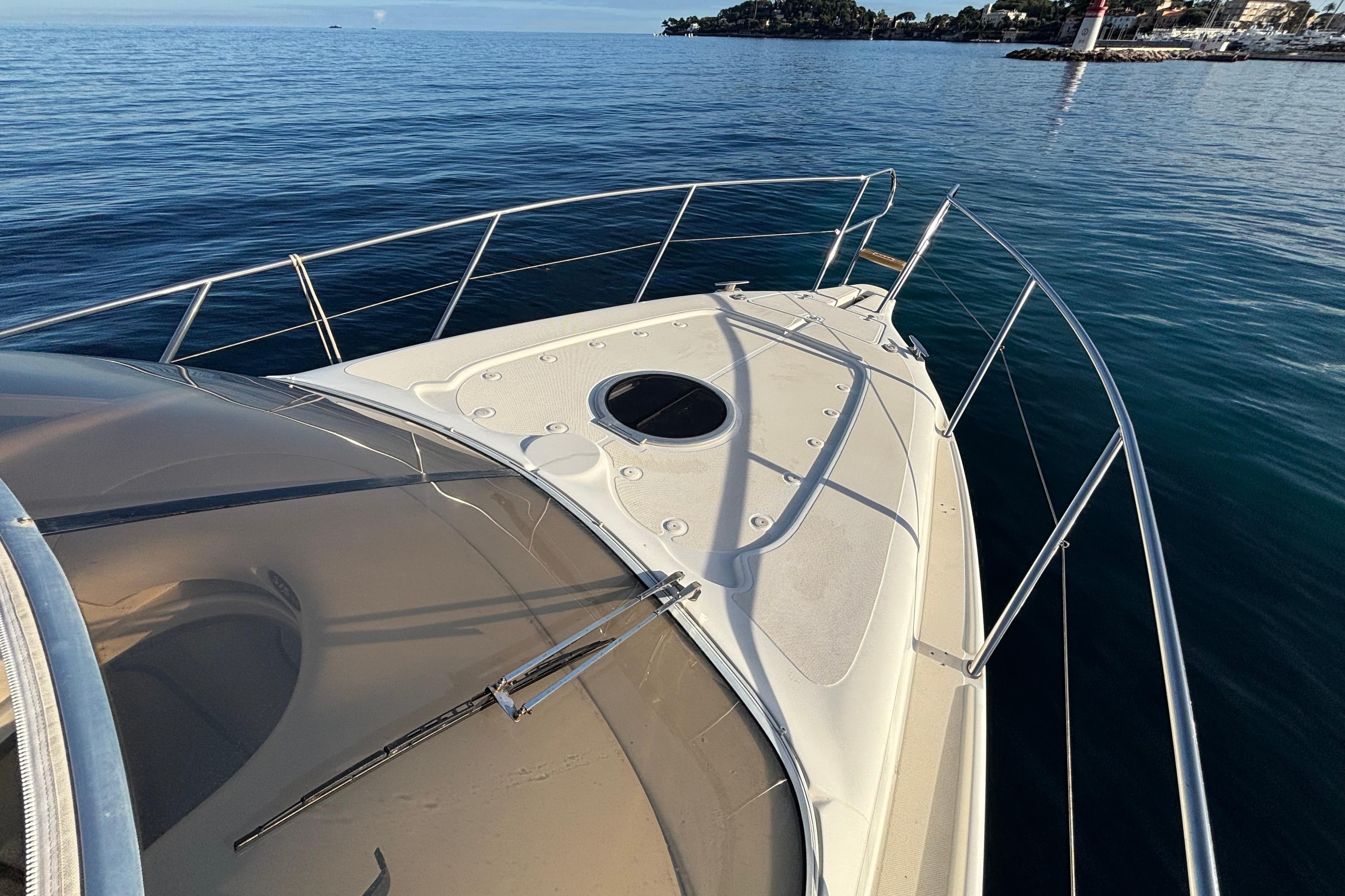 Gobbi 315 SC yacht deck, 2000 model, cruising on calm blue waters.