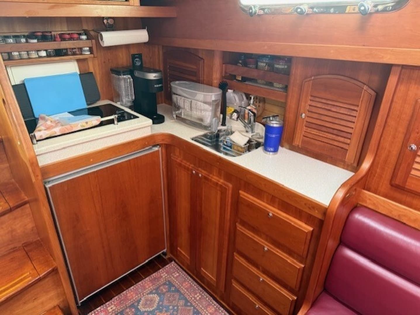 2005 Sabre 42 Express - Image 15