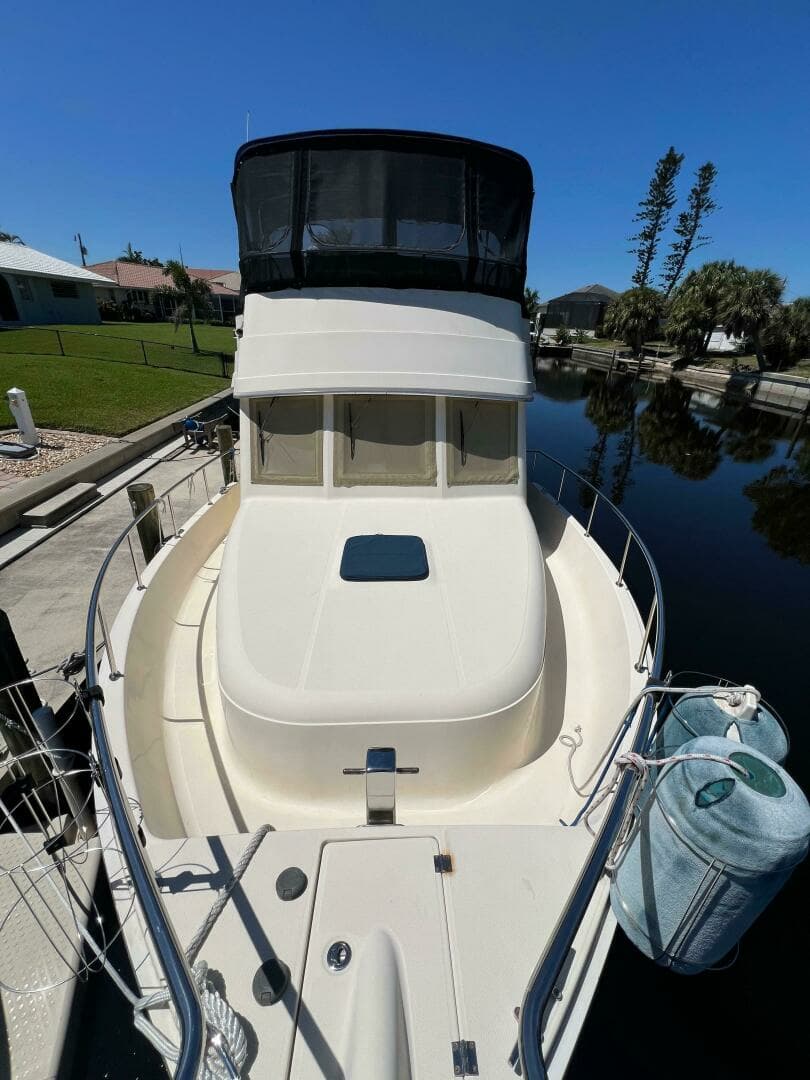 2005 Mainship 34 - Image 16