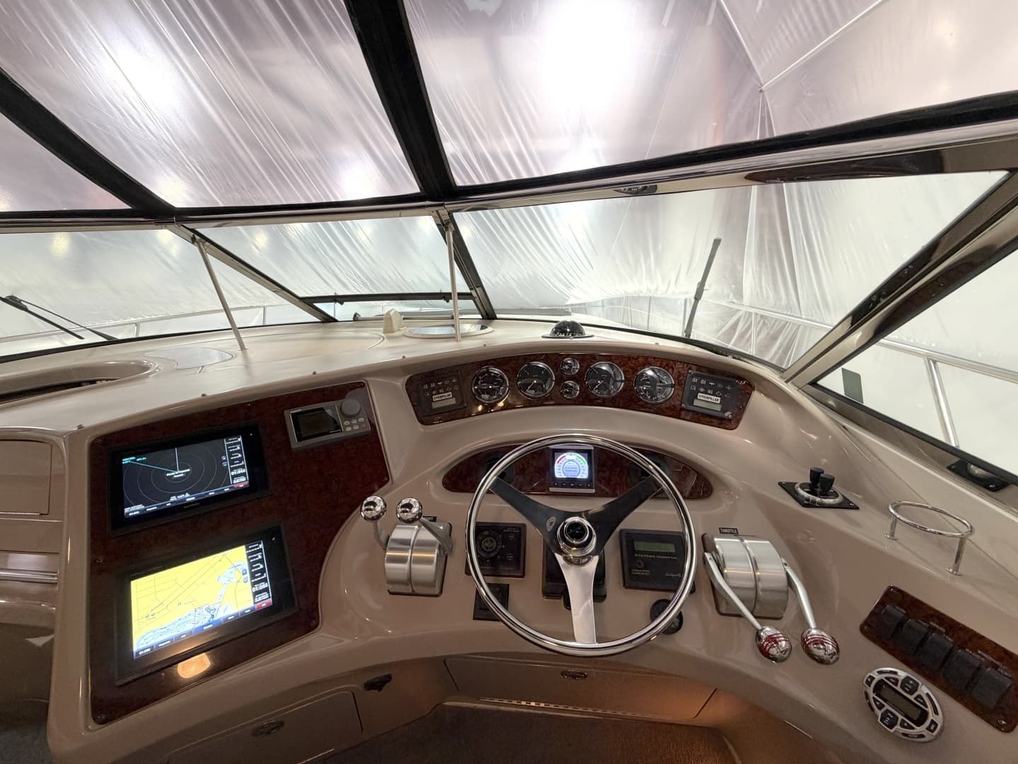 2001 Sea Ray 510 Sundancer 800 CAT - Image 2