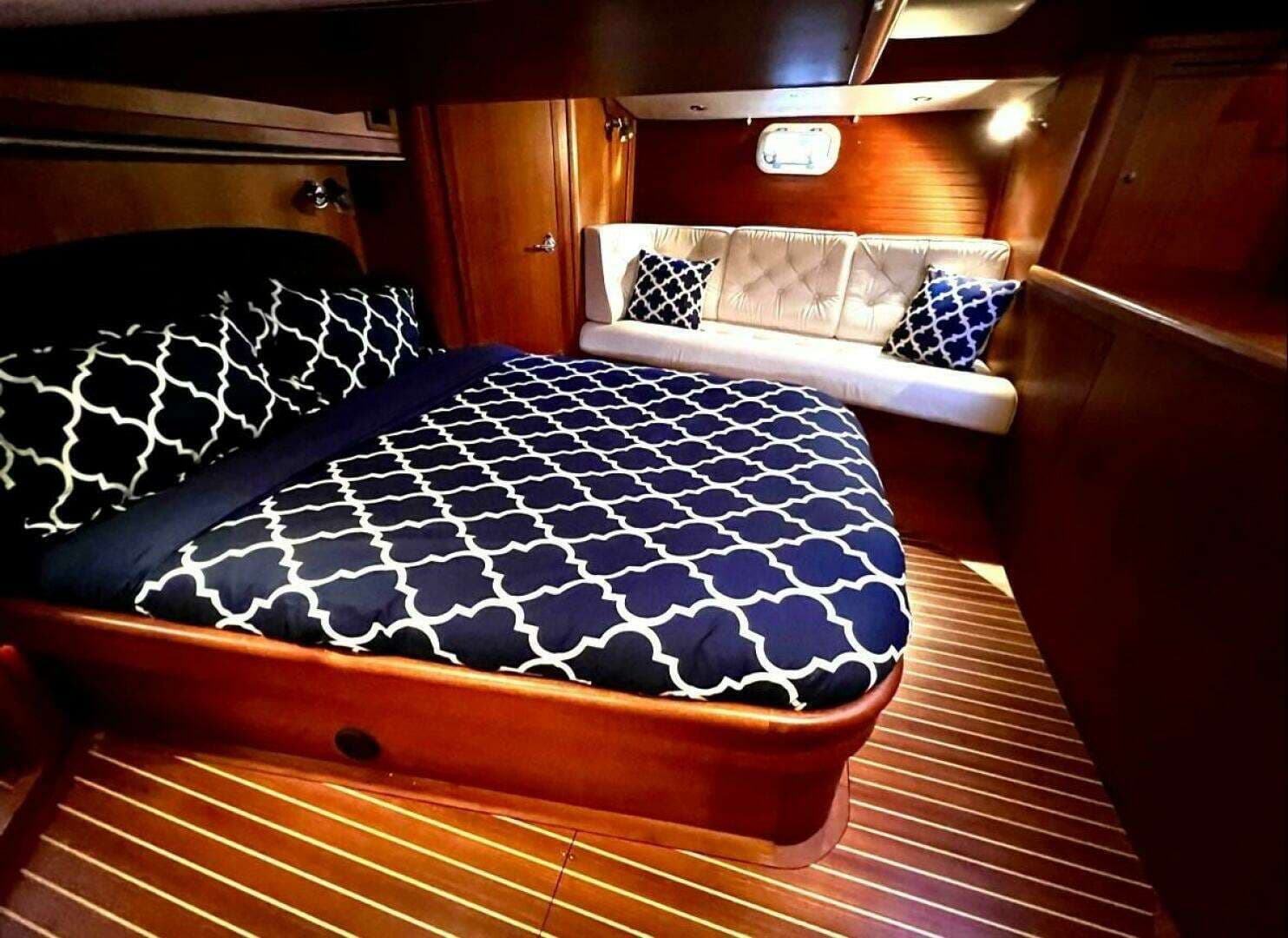 2000 Farr Pilothouse - Image 15