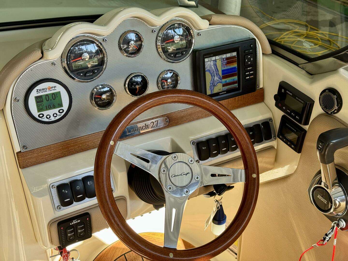 2018 Chris-Craft Launch 27 Heritage Trim Edition - Surf - Image 26