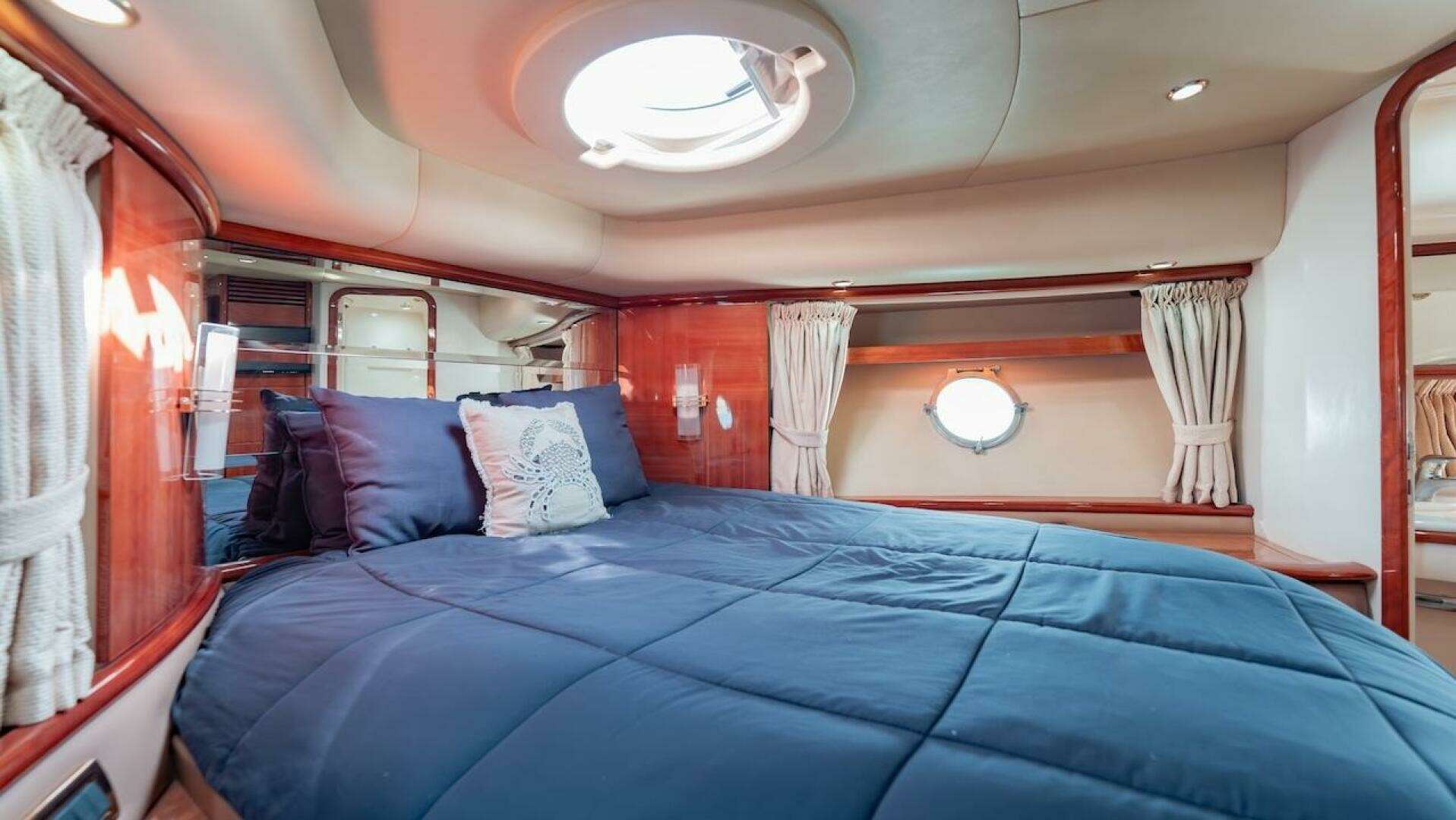 2007 Azimut Evolution - Image 69
