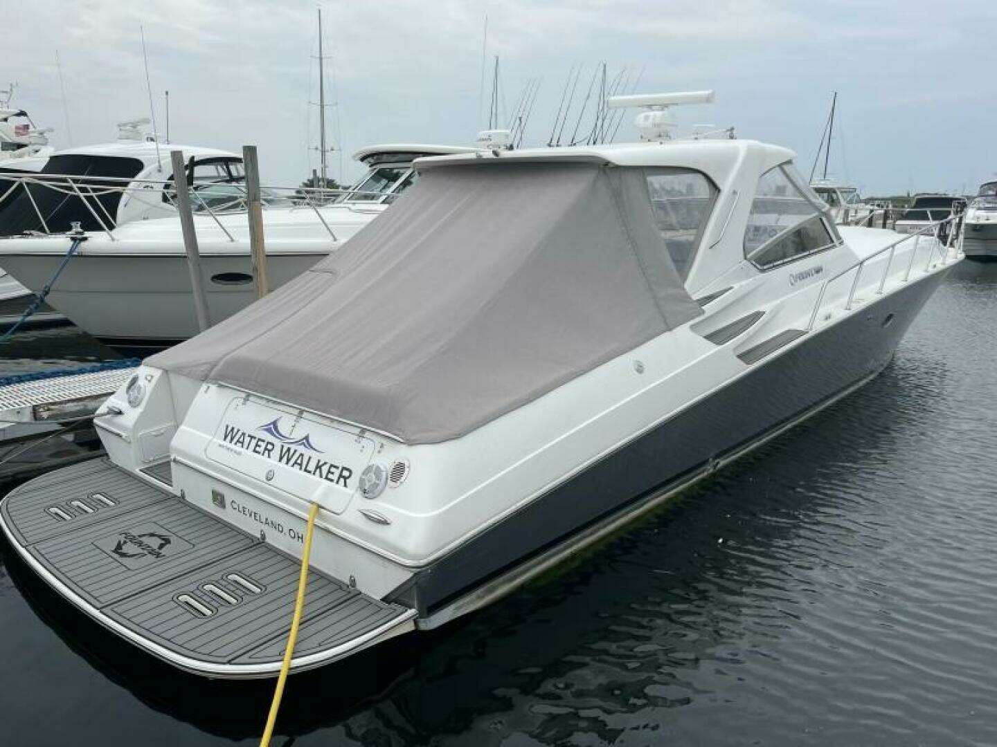 2006 Fountain 48 Express Cruiser - Image 17