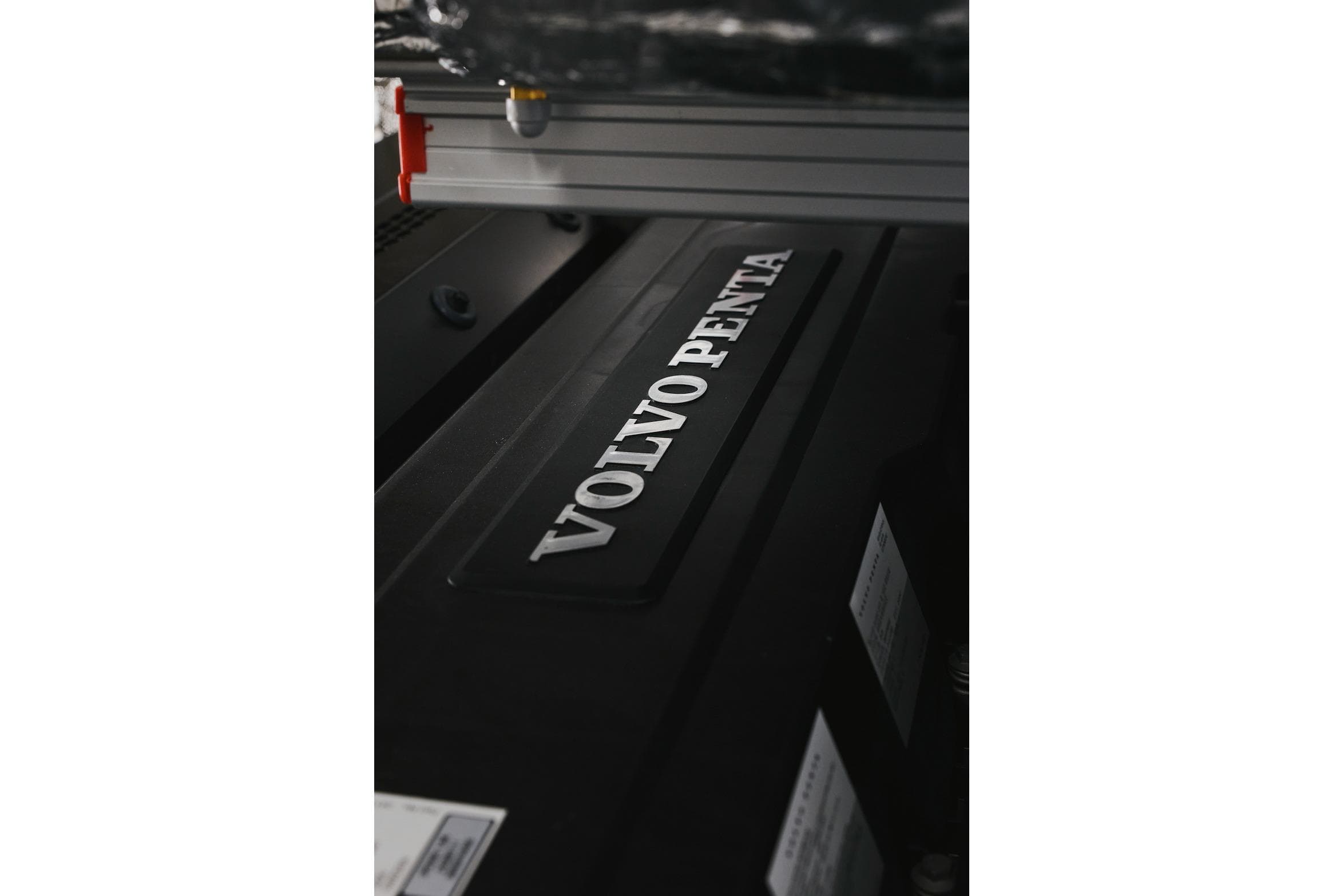Volvo Penta engine in Cranchi Sessantadue 62, year 2026.