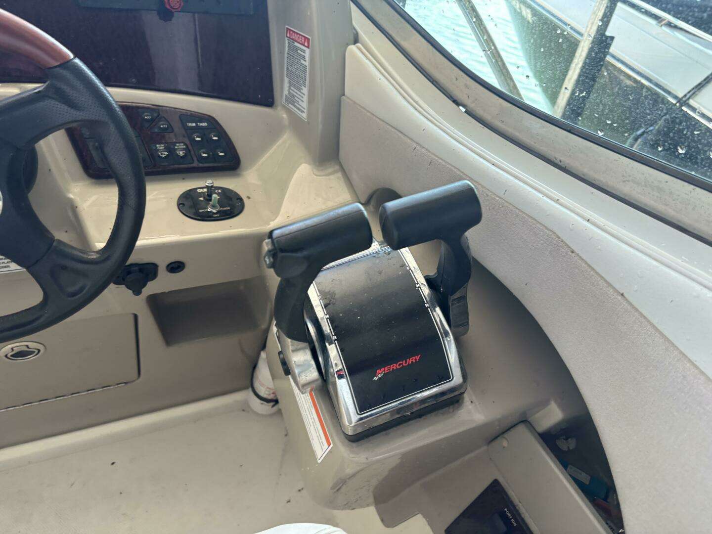 2008 Sea Ray 290 Sundancer - Image 30