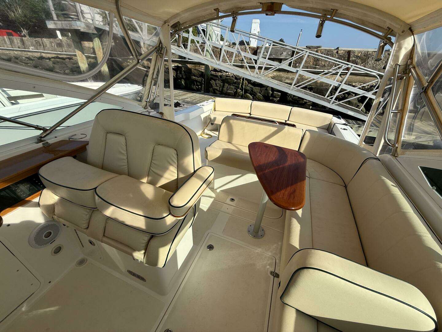 2009 Hunt Yachts Harrier 29 - Image 18