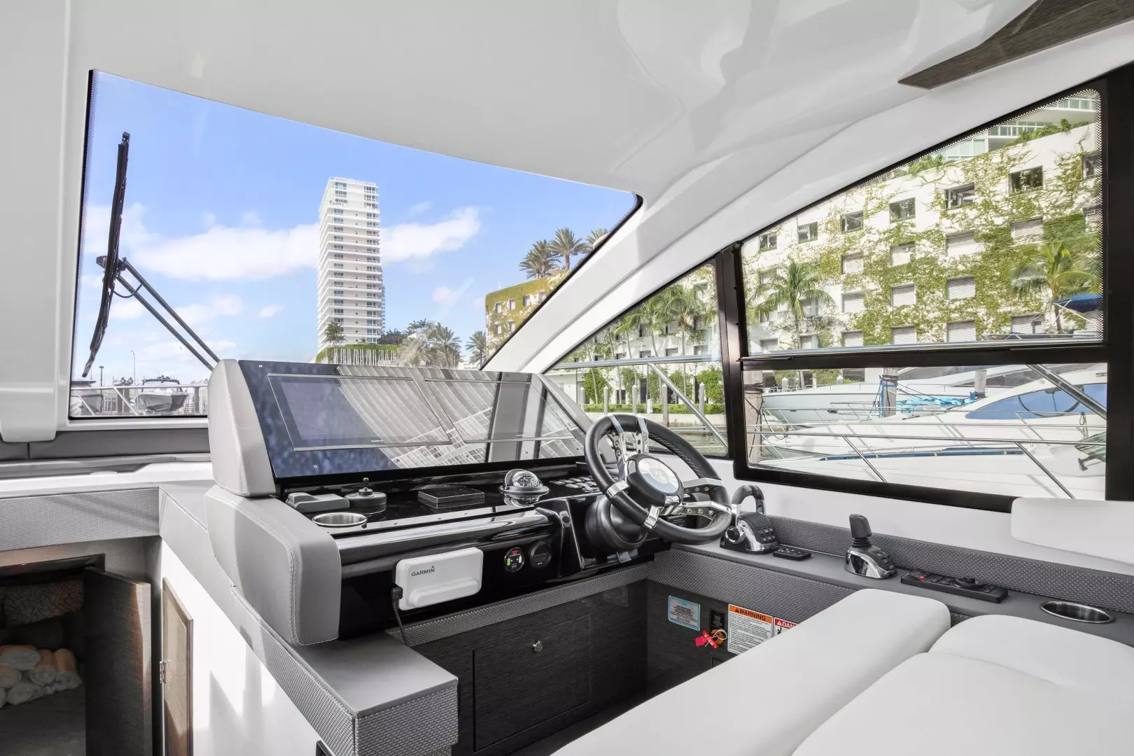 2019 Cruisers 50 Cantius - Image 26