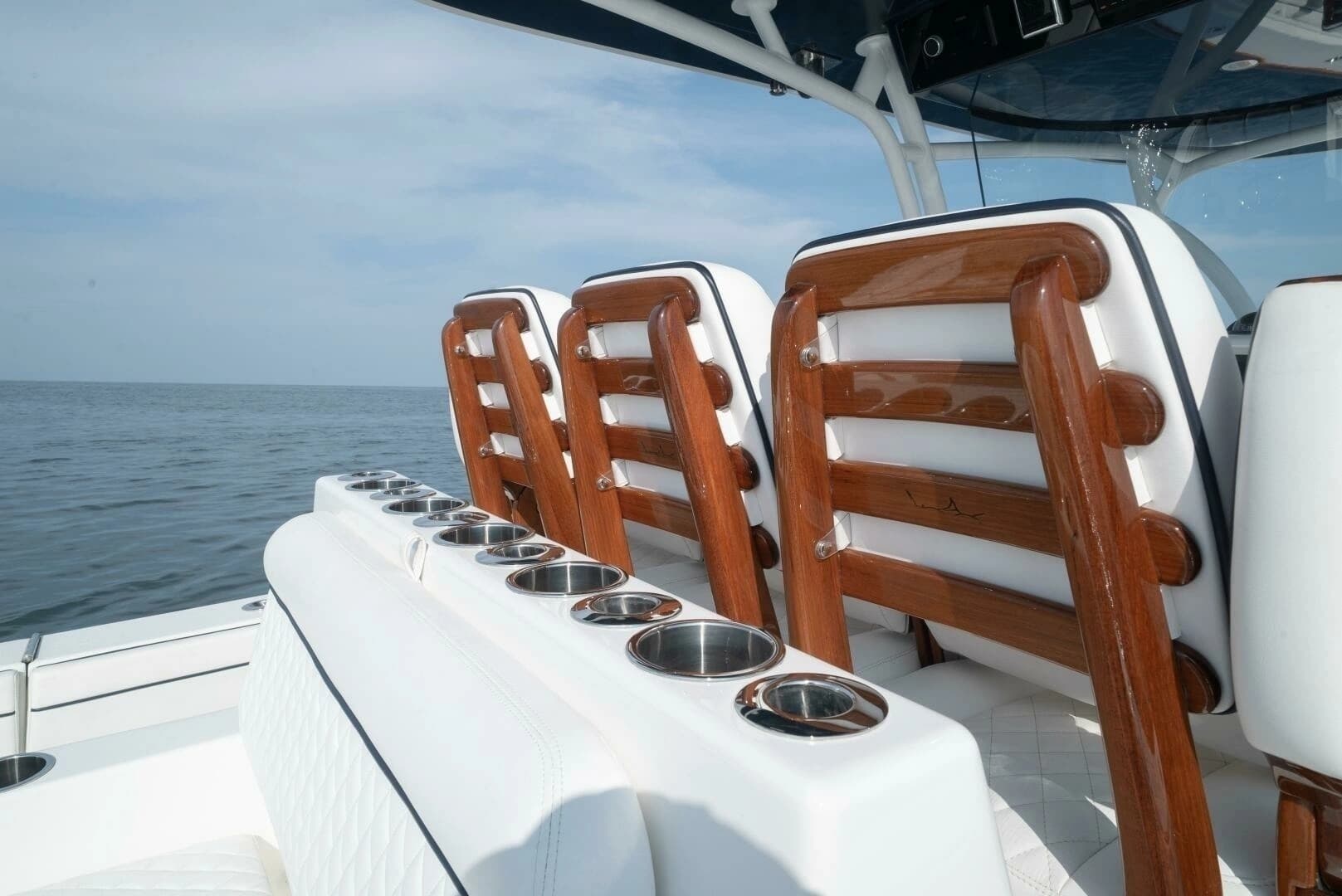 2022 Valhalla Boatworks V-37 - Image 17