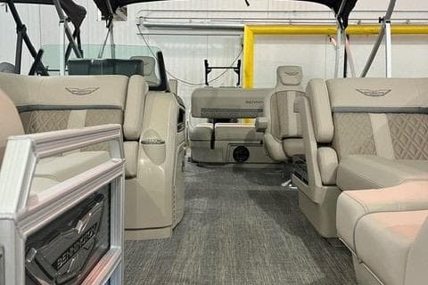 2025 Bennington M22 Swingback interior with luxurious seating and modern design.