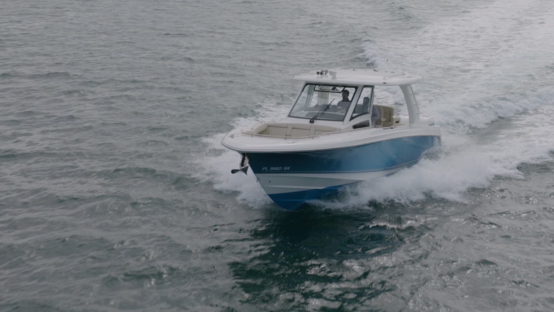 2019 Boston Whaler 350 Realm - Image 5