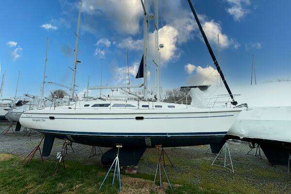 2001 Catalina 380