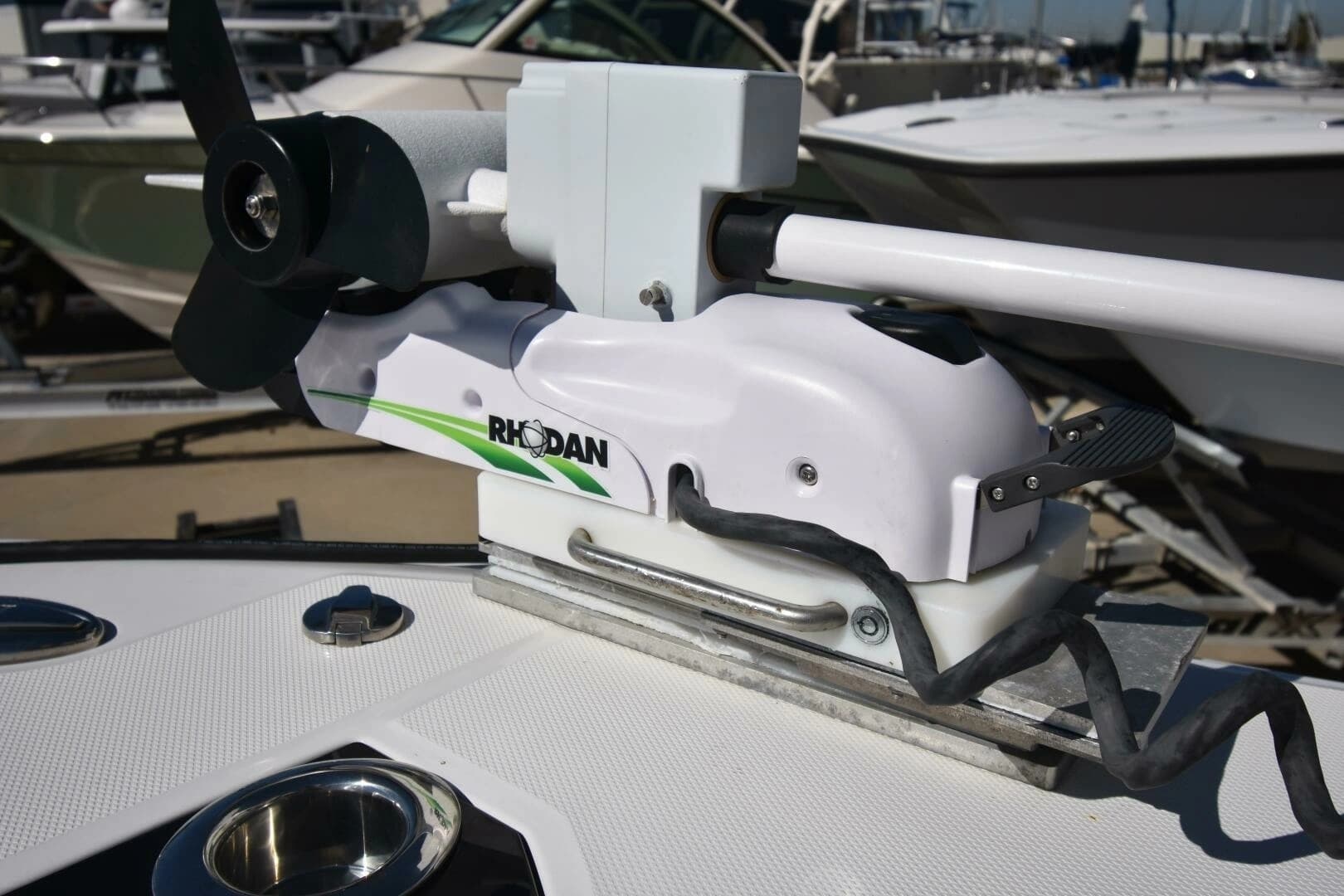 2021 Blackfin 332 - Image 21