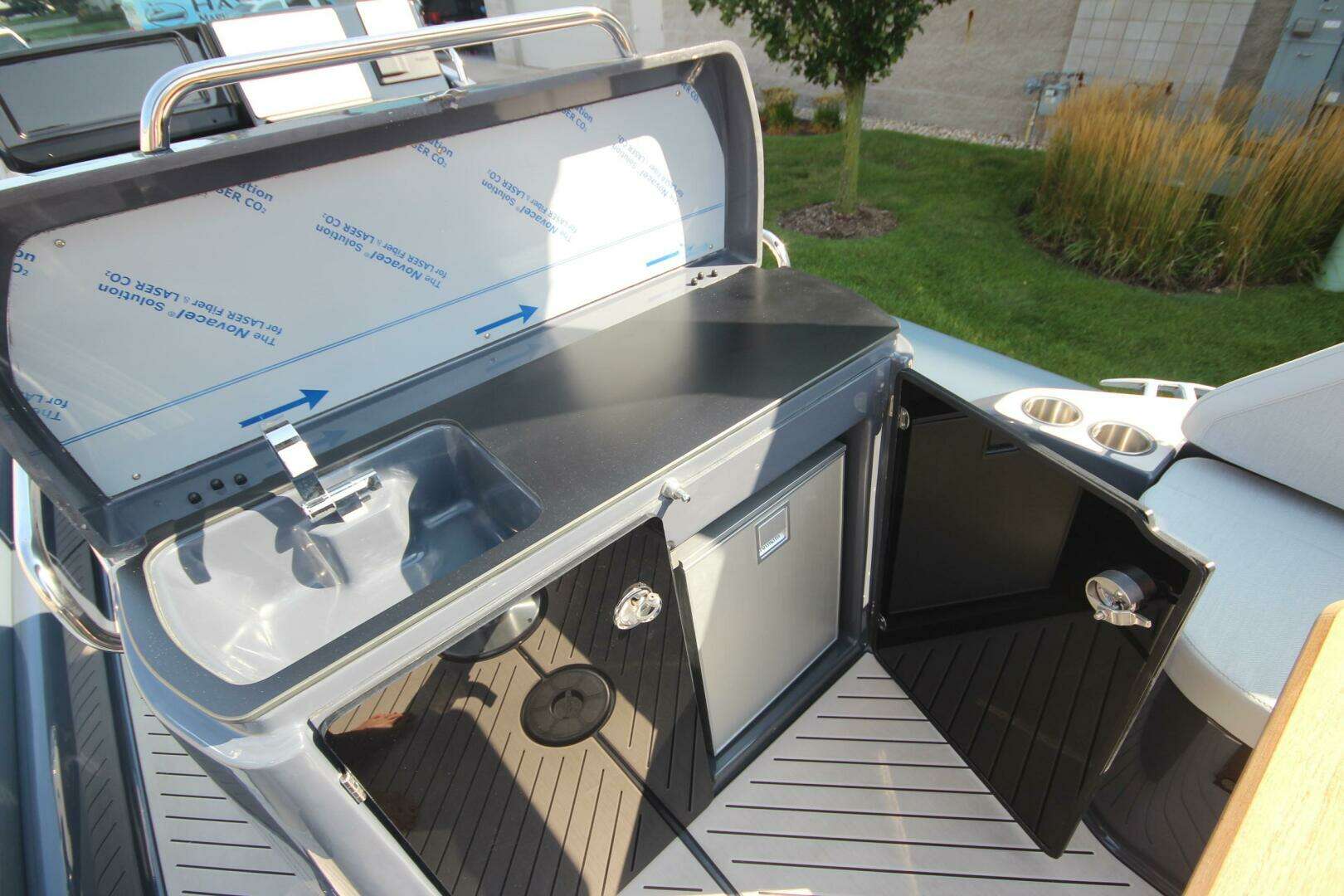 2024 Zodiac Medline 9 NEO - Image 18