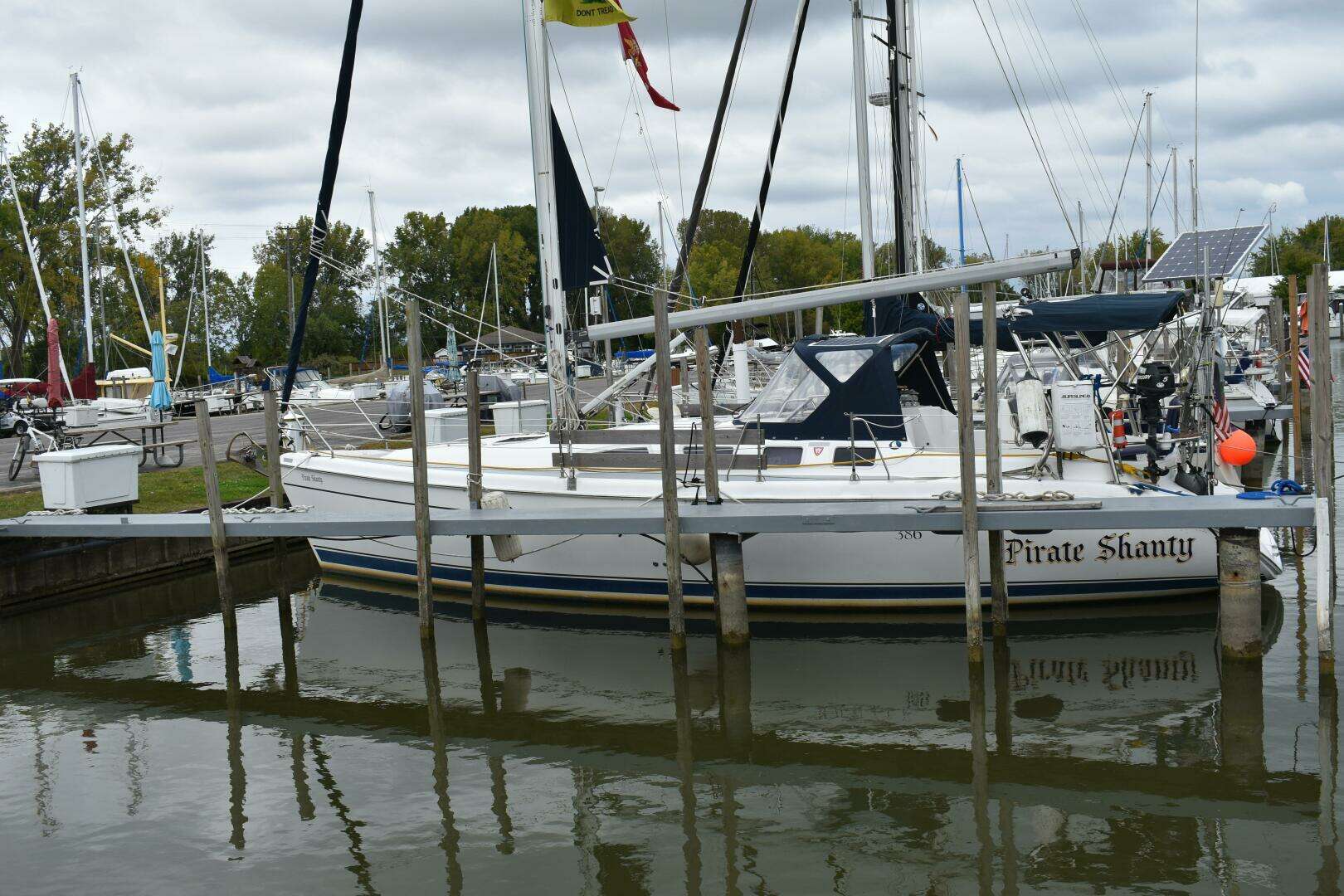 2003 Hunter 386 - Image 4