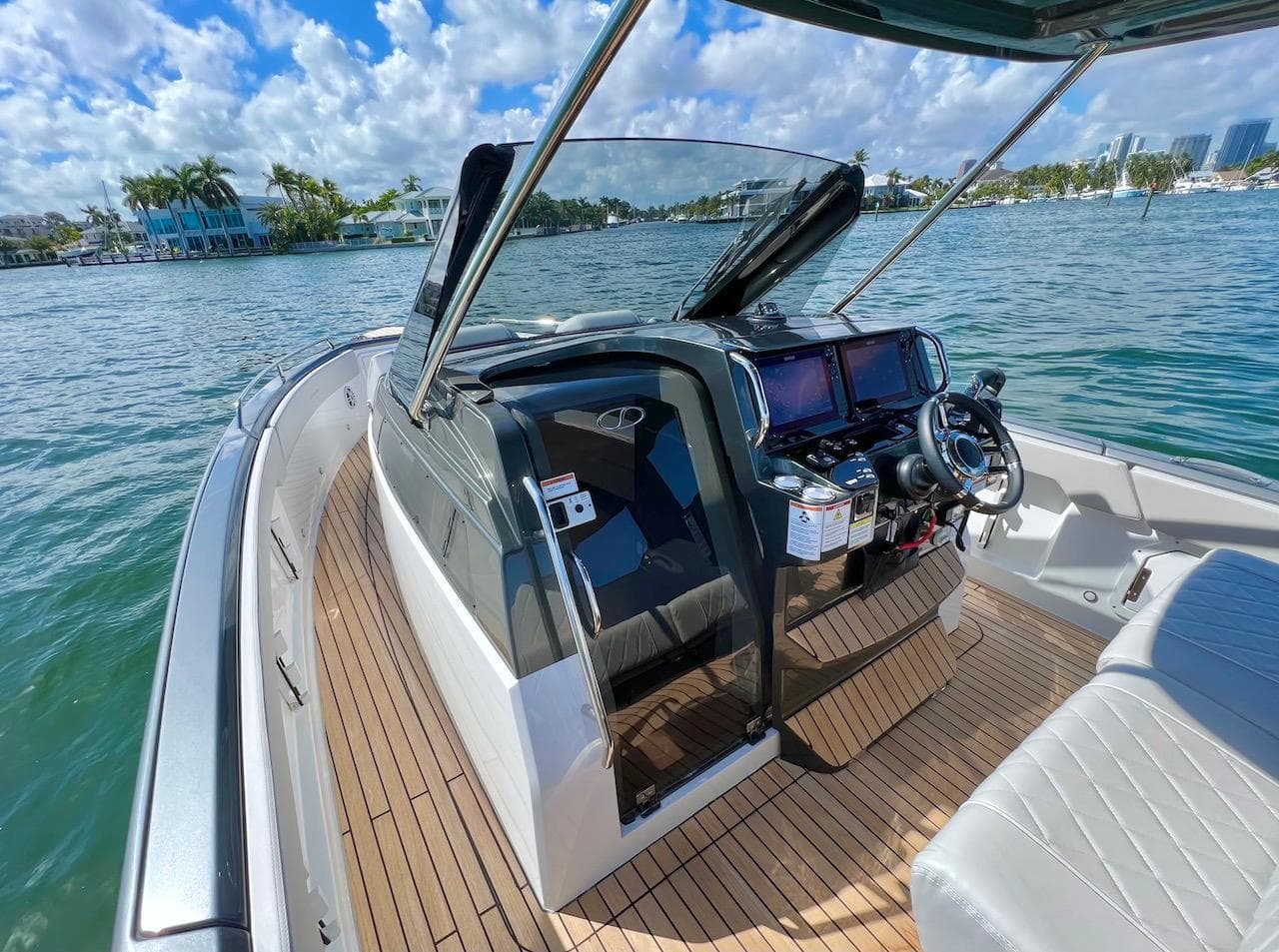 Schaefer V33 2027 yacht with modern cockpit on calm waters.