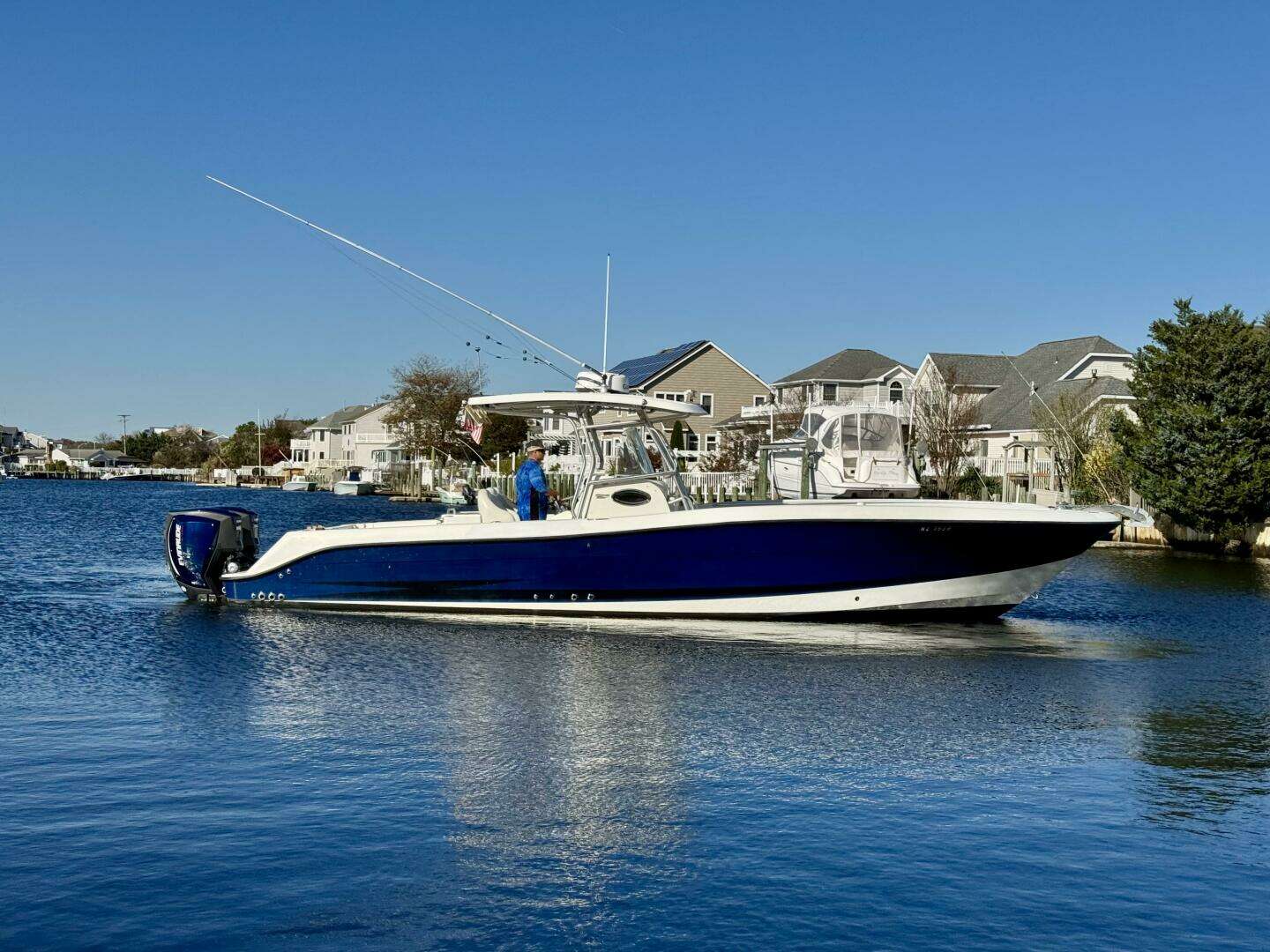 2004 Hydra-Sports Vector 3300 CC - Image 2