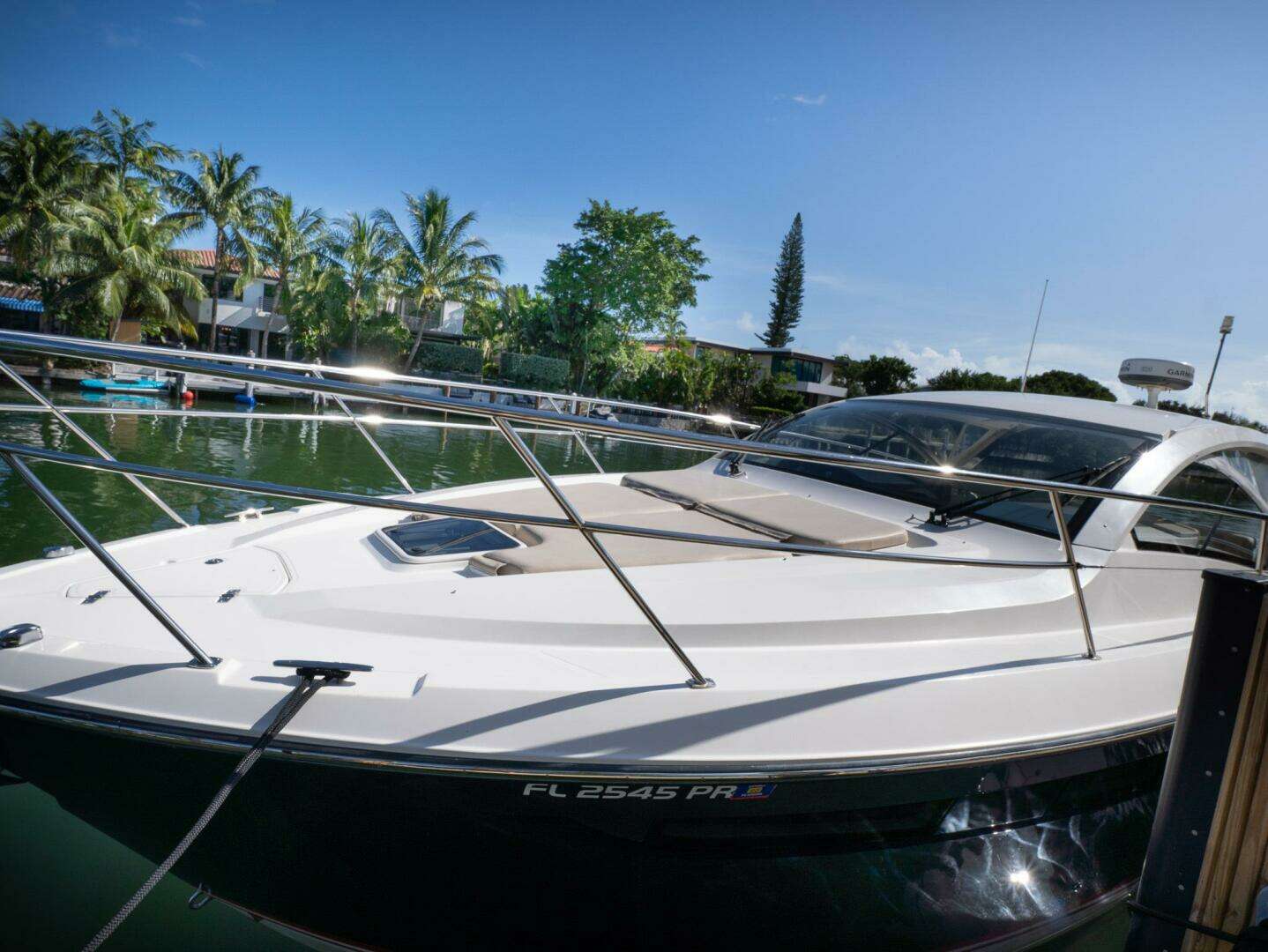 2014 Pursuit SC 365i - Image 3