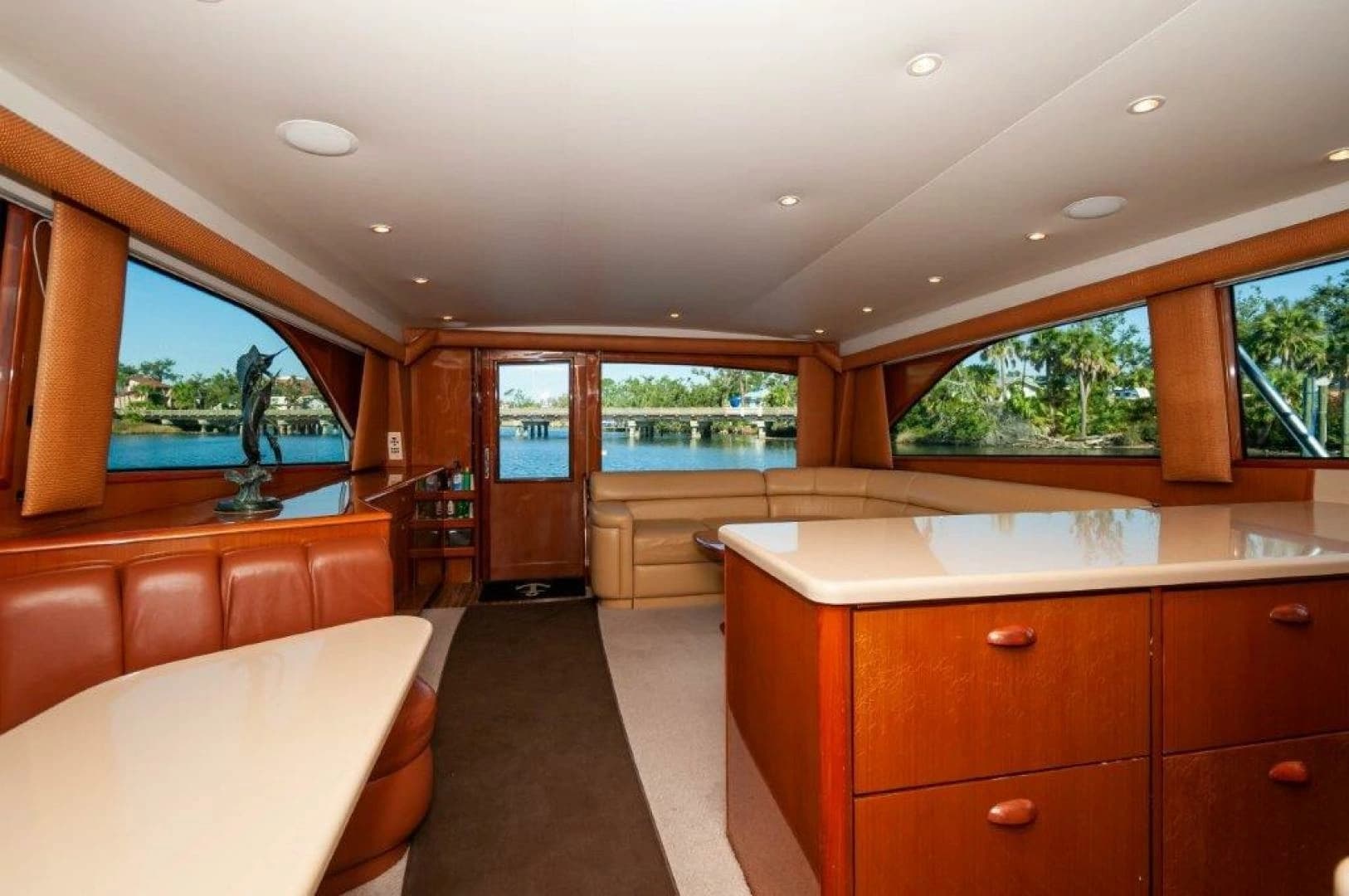 2001 Viking 61 Convertible - Image 5