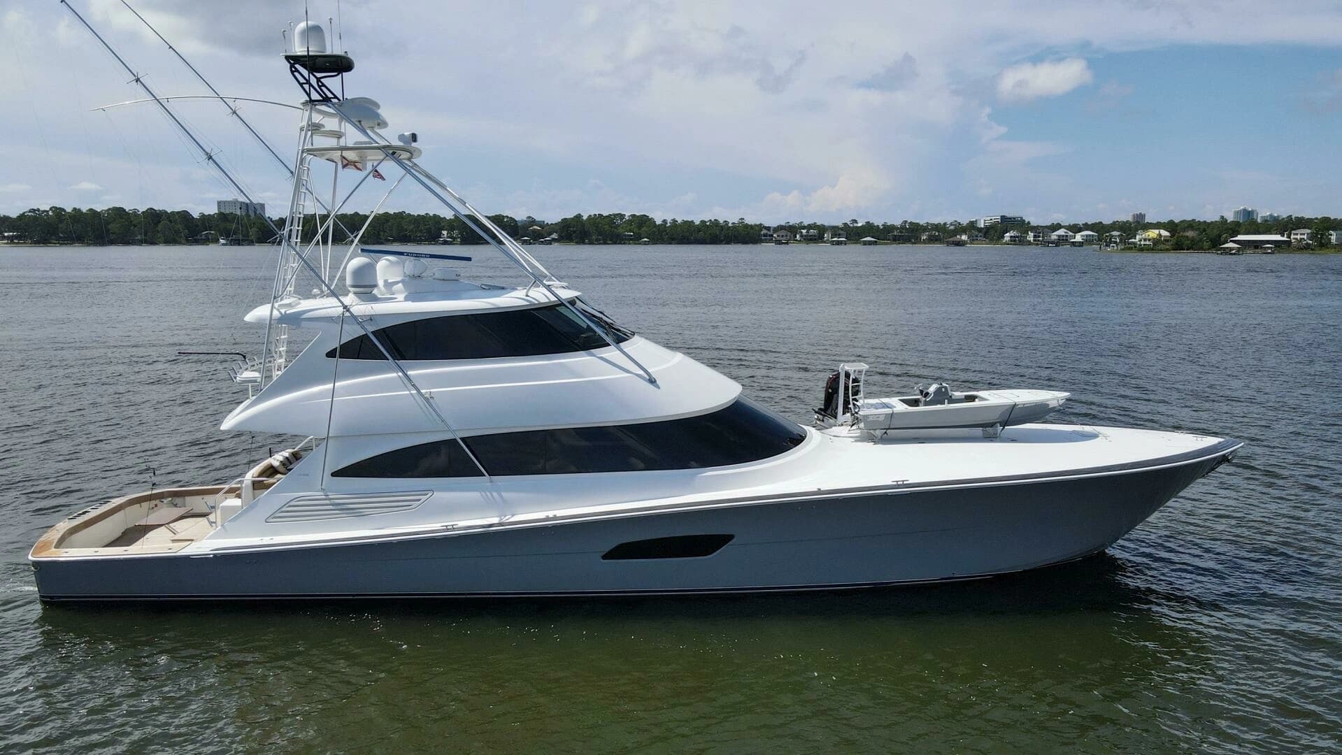 2016 Viking 92 Enclosed Bridge - Image 91