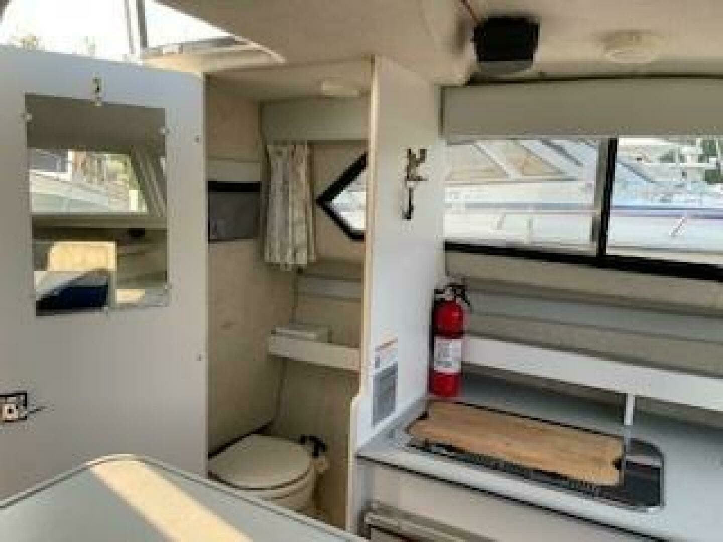 1993 Bayliner 2452 Ciara Classic - Image 12
