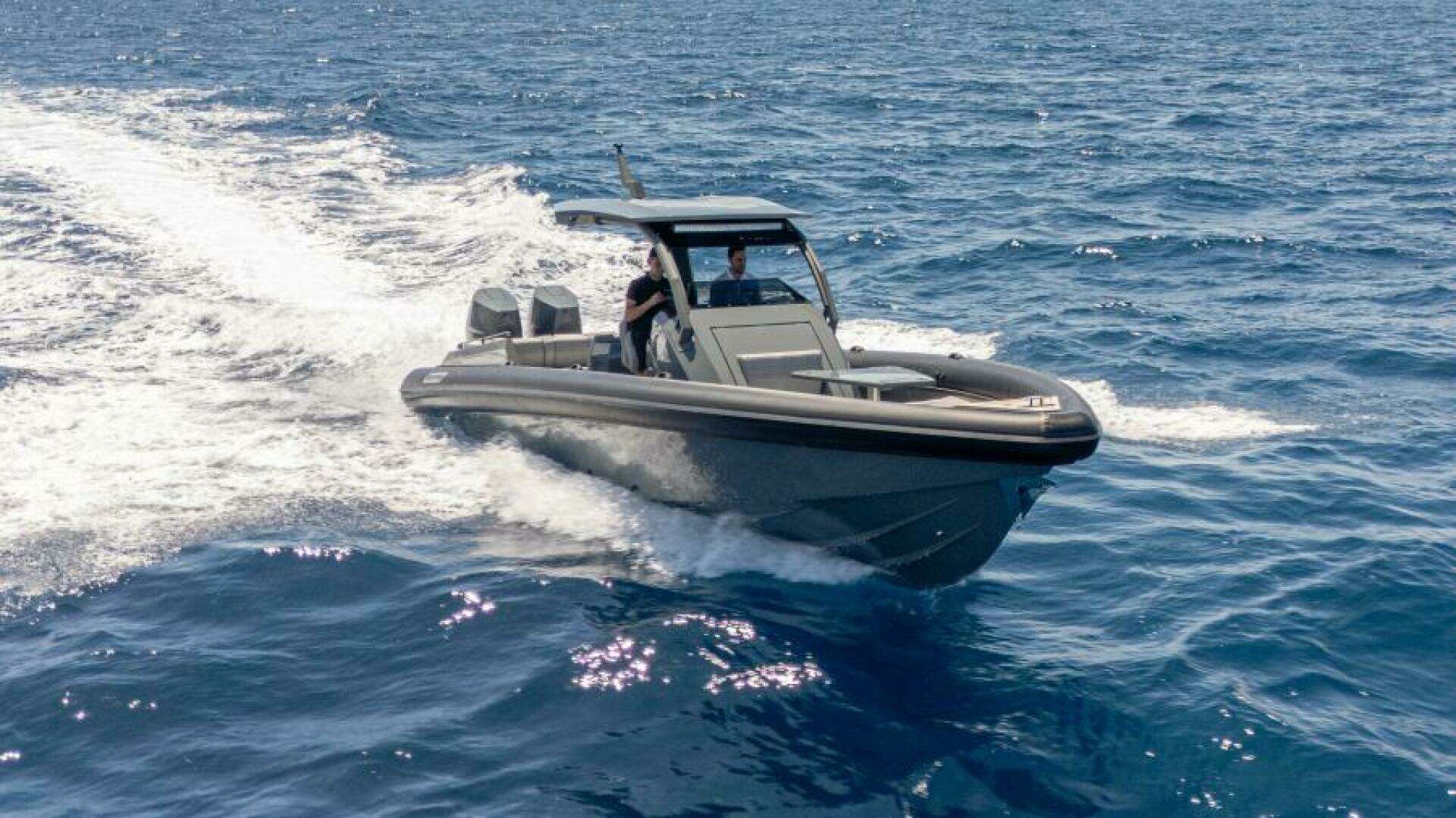 2025 Skipper 38 Sunbed - Image 3
