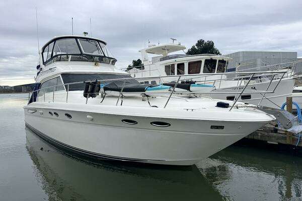 2000 Sea Ray 480 Sedan Bridge - Image 1