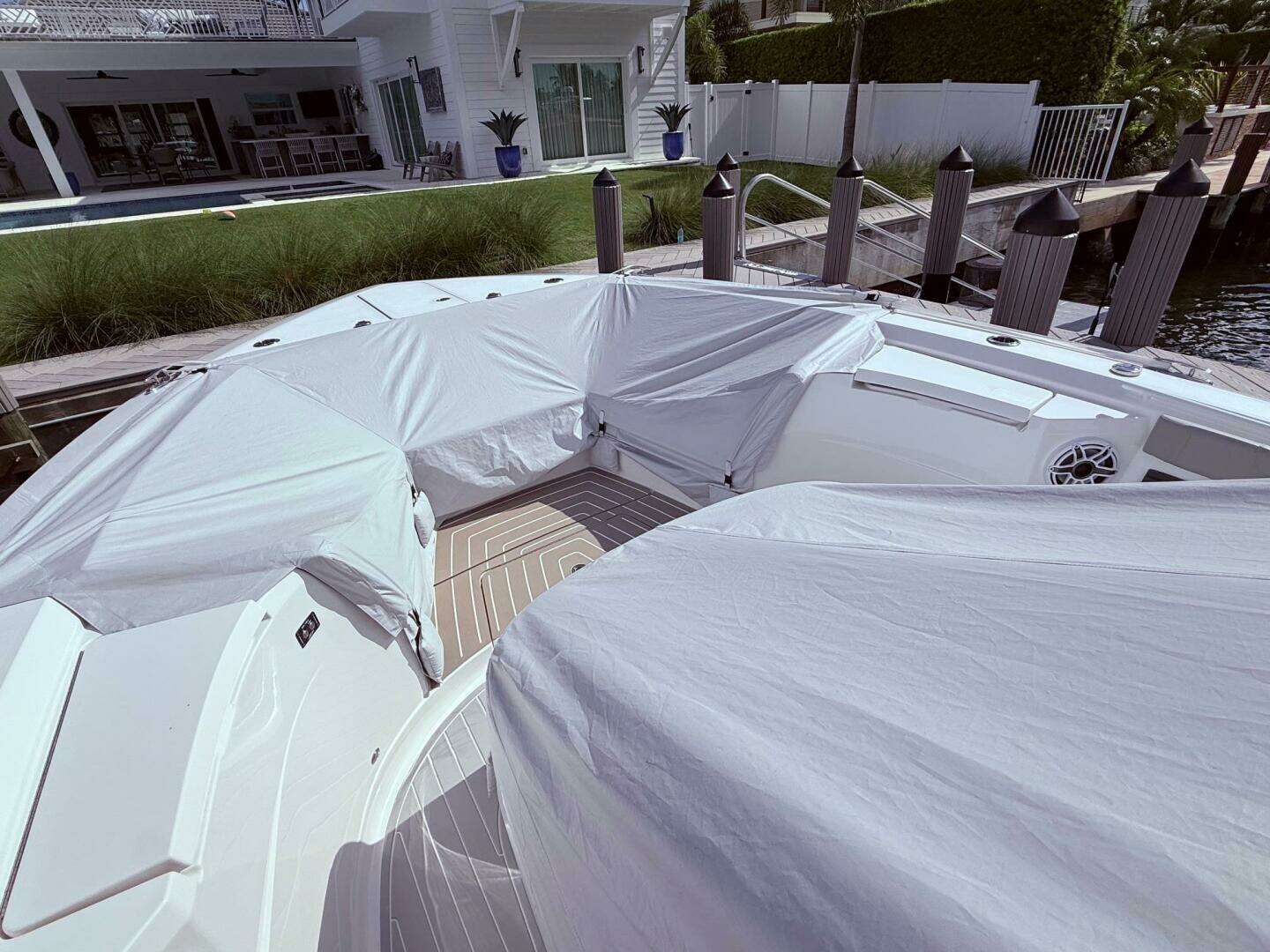 2006 Carver 43 Motor Yacht - Image 20
