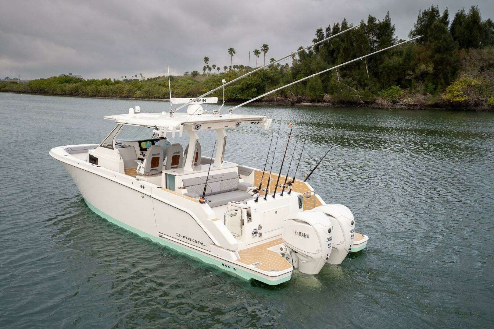2026 Regal 34 SAV - Image 3