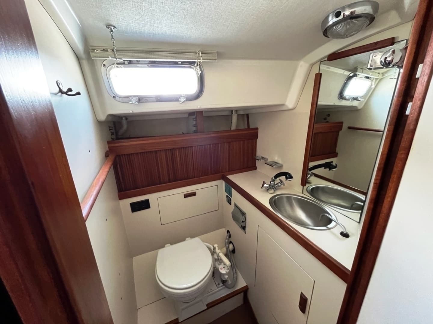 1991 Sabre 34-2 MKII - Image 54