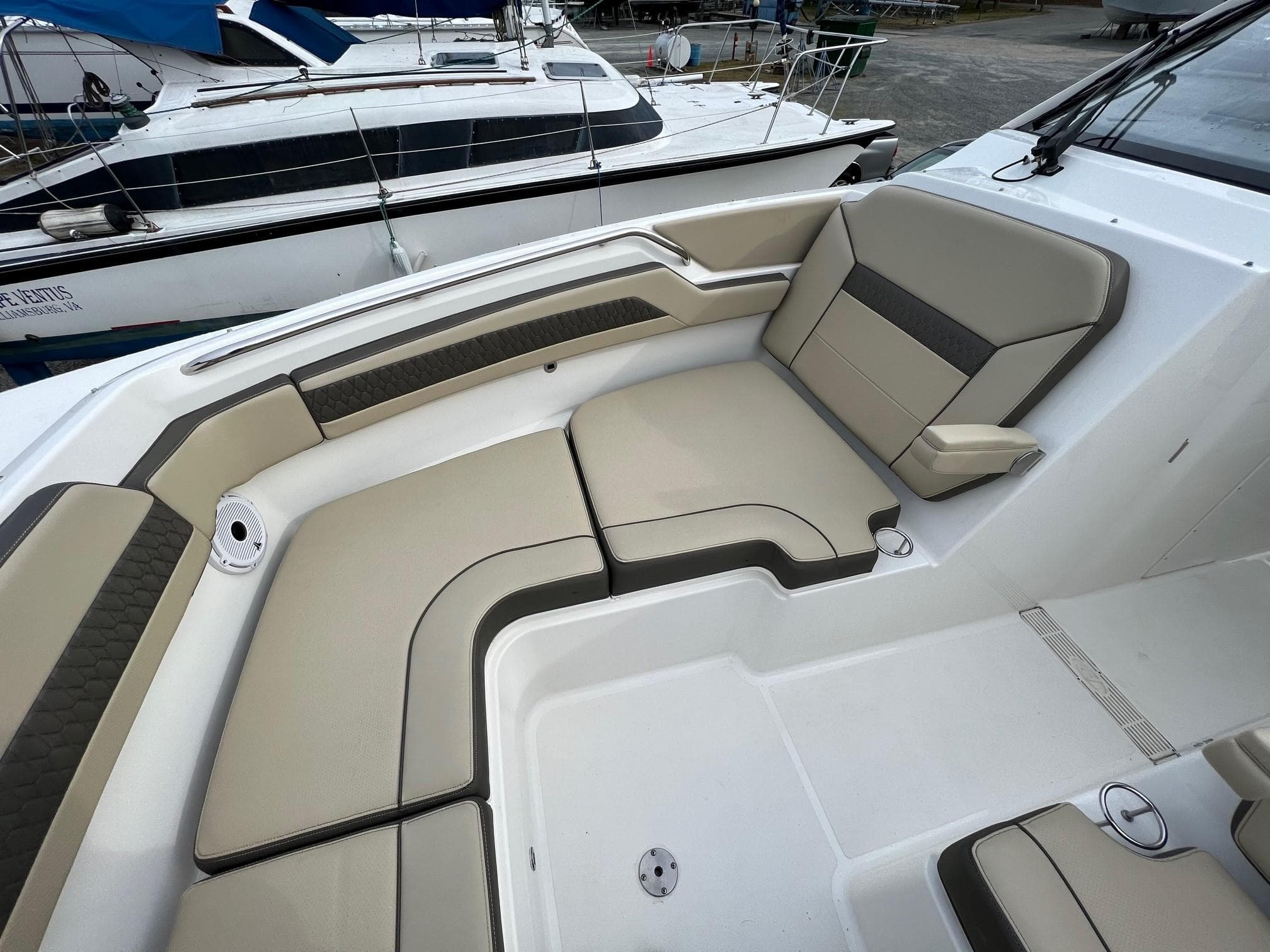 Pursuit DC 365 Dual Console