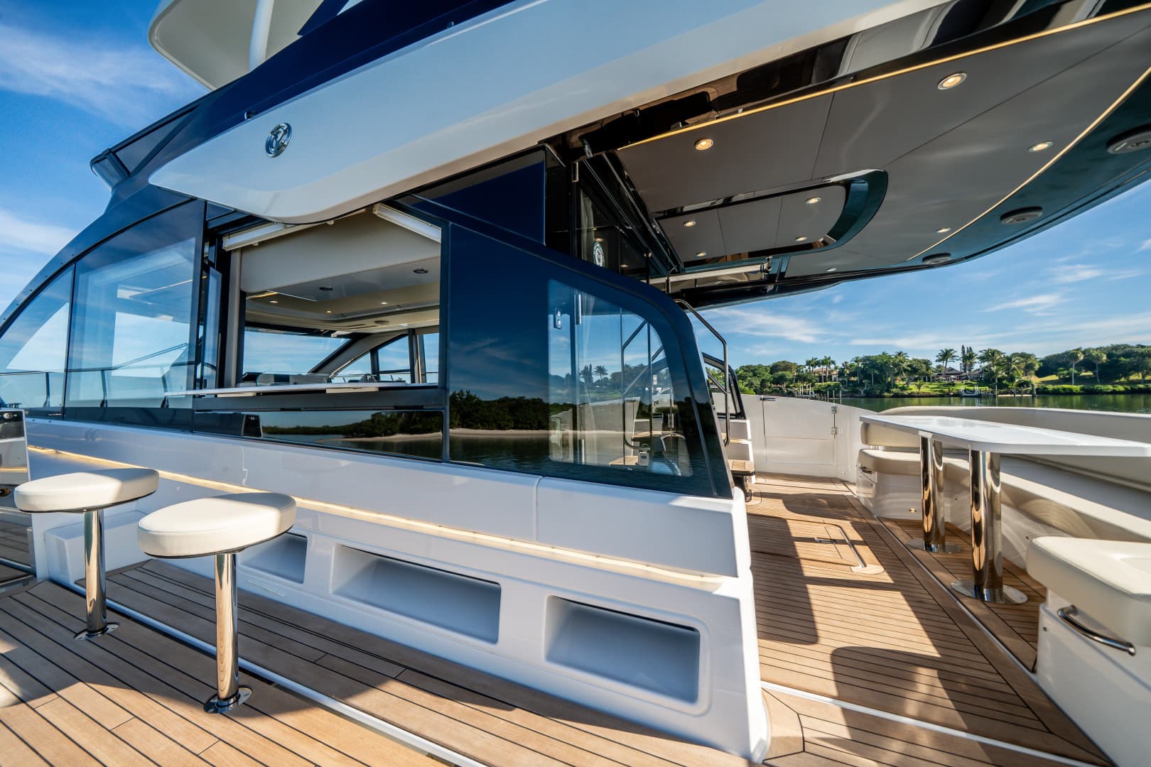 2026 Cruisers Yachts 57 FLY - Image 16