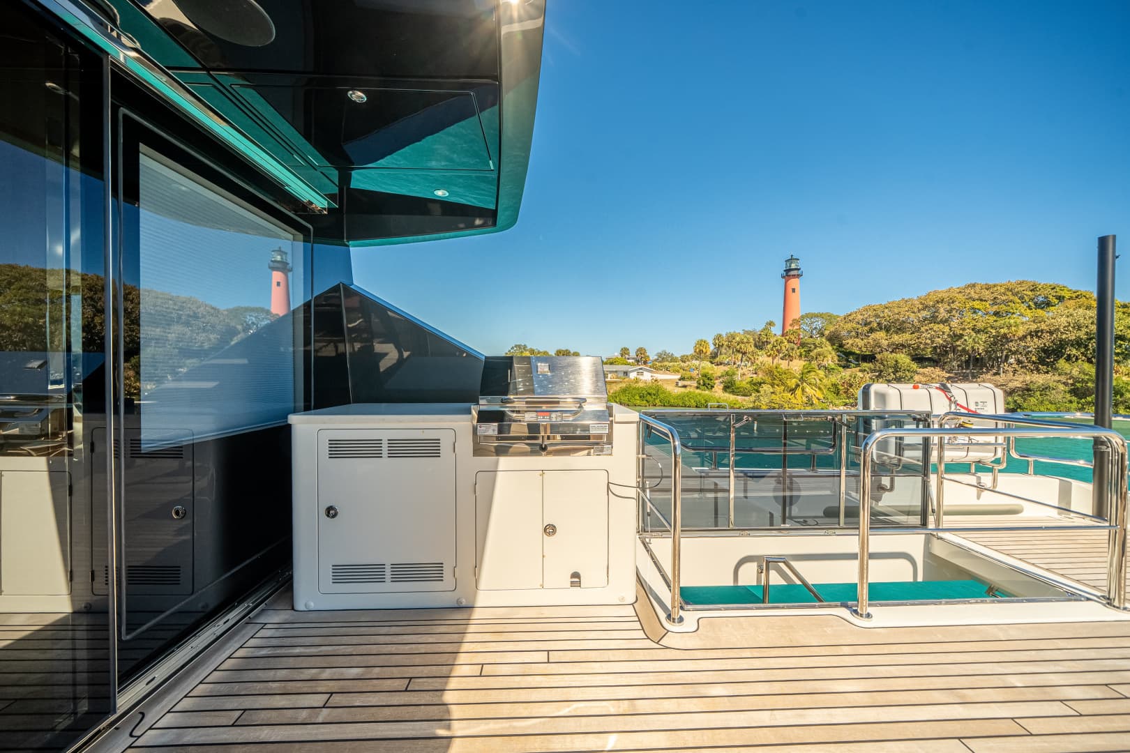 2025 Ocean Alexander 28L - Image 68