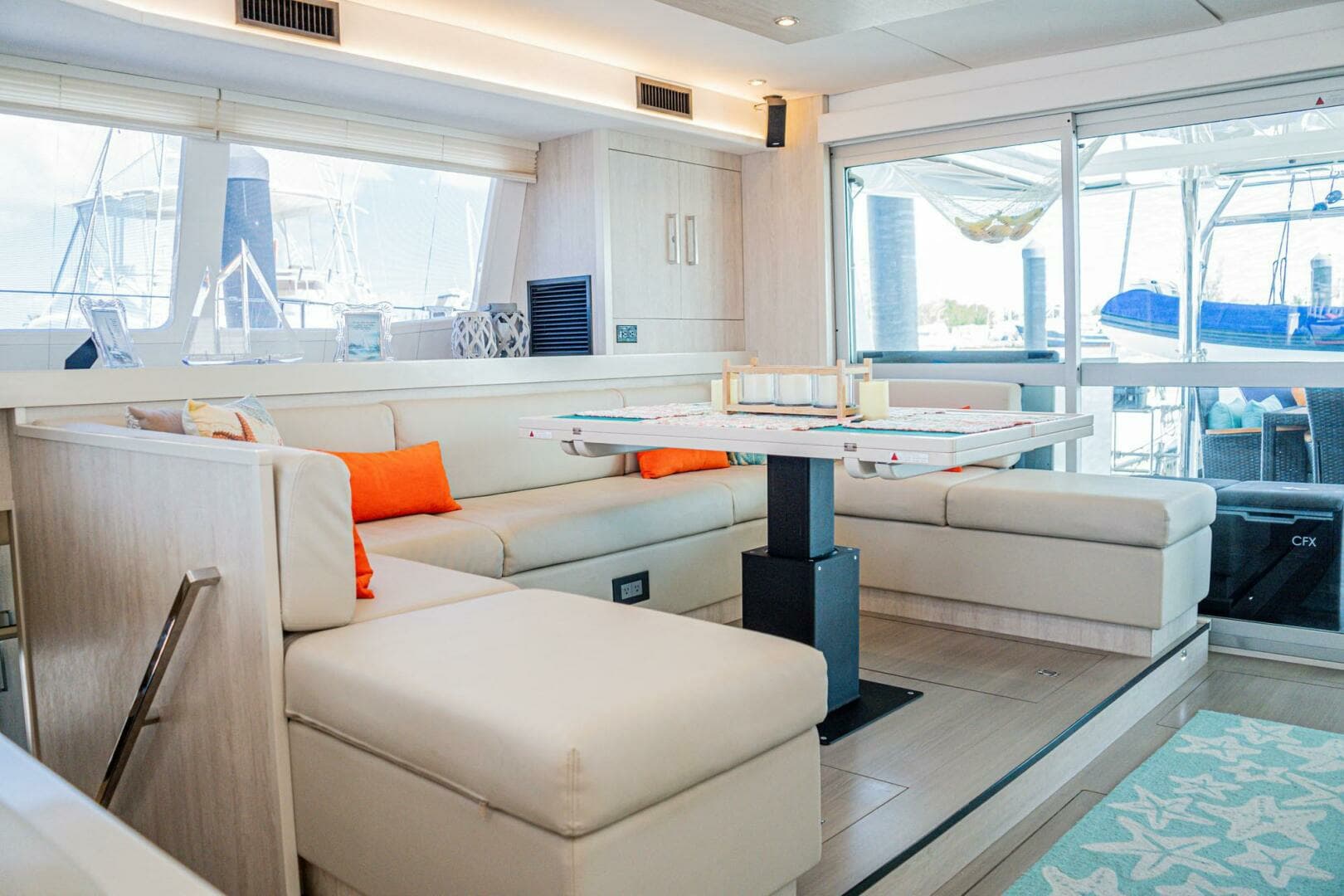 2018 Leopard 58 - Image 23