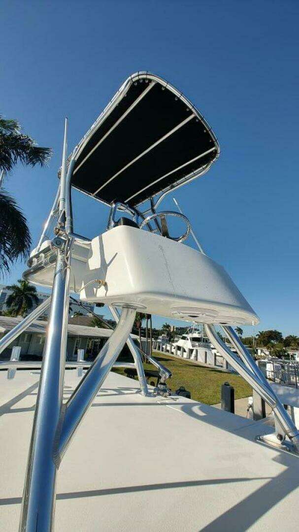 2021 Invincible 36 Open Fisherman - Image 11