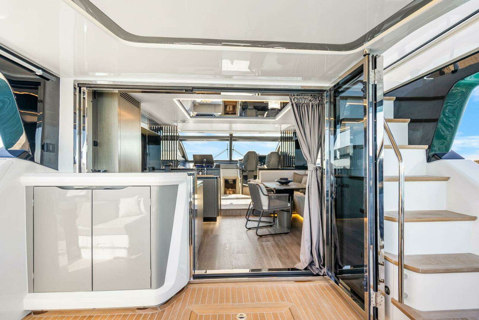 2027 Pearl 63 - Image 59