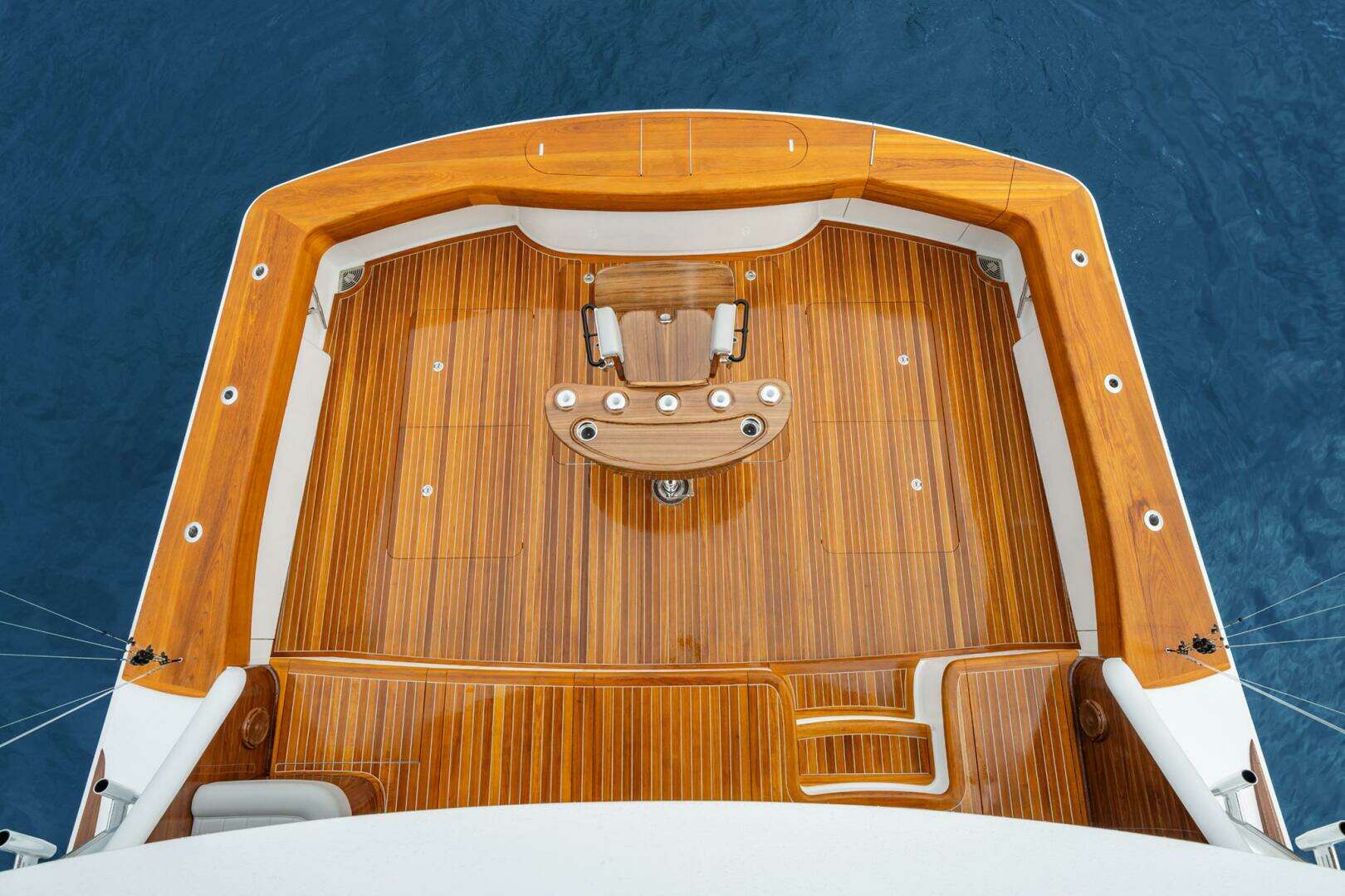 2026 Viking 82 Convertible - Image 5