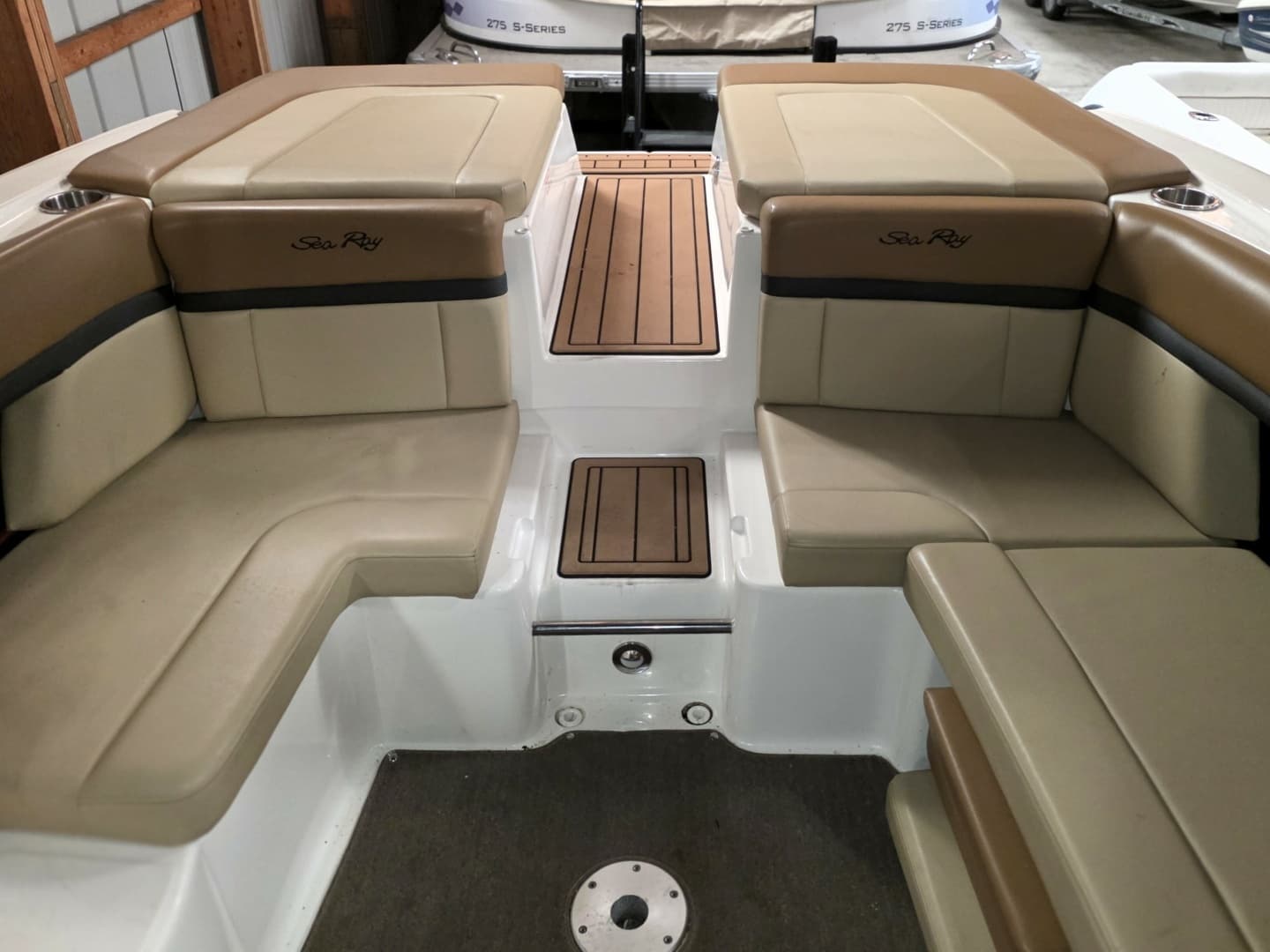 2014 Sea Ray 270 SLX - Image 10