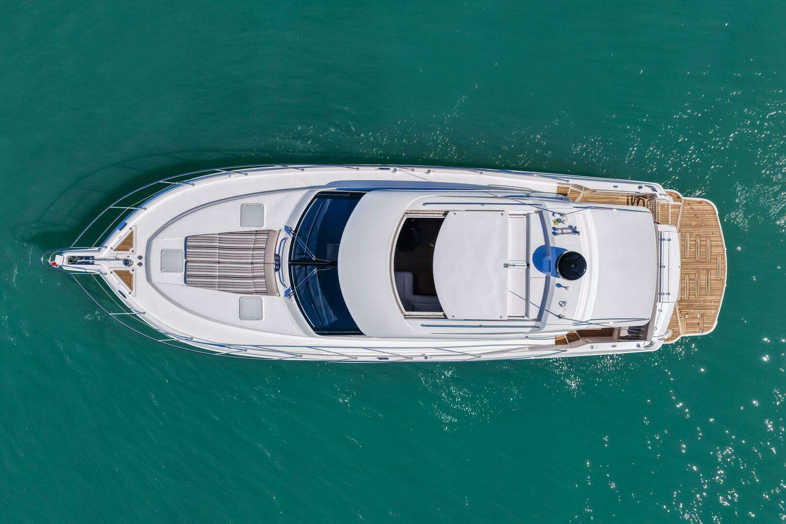 2016 Riviera 5000 Sport Yacht - Image 13