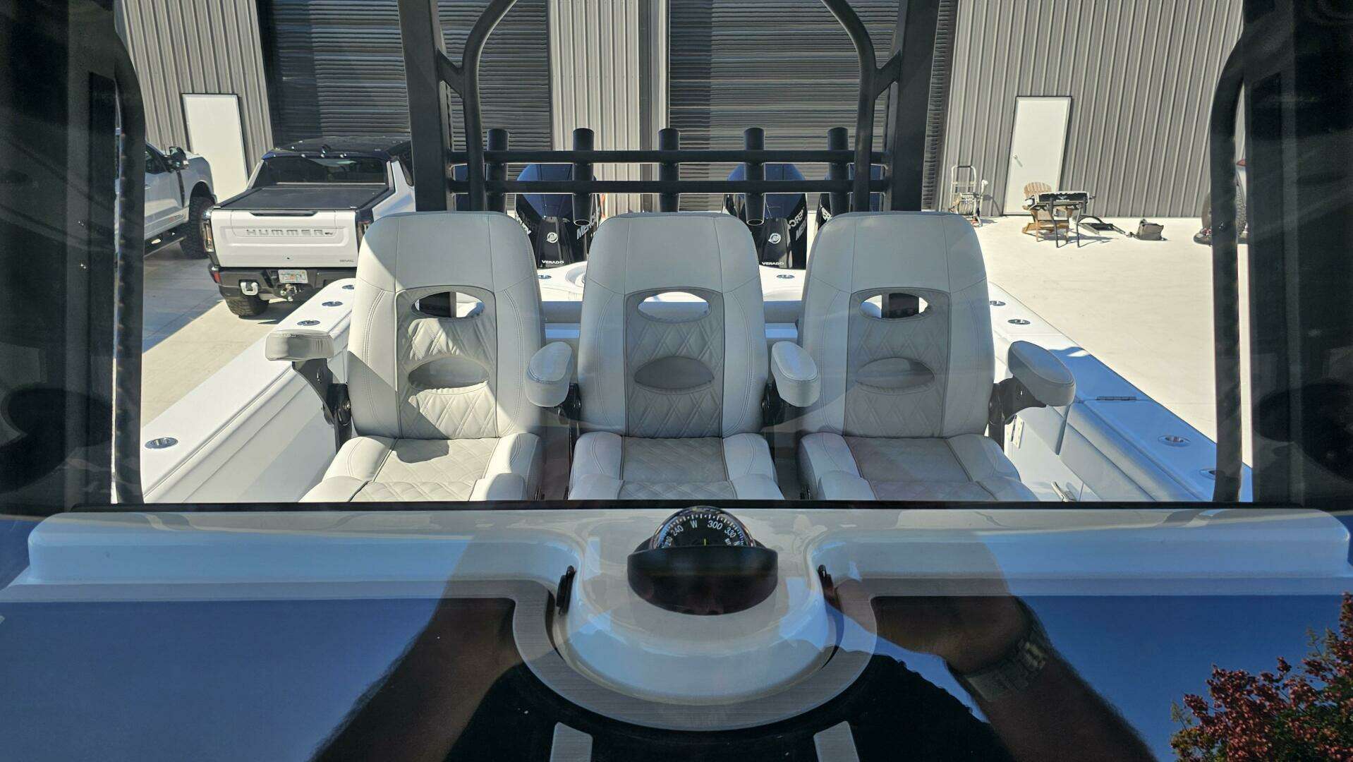 2025 Costa Custom 34SV - Image 34
