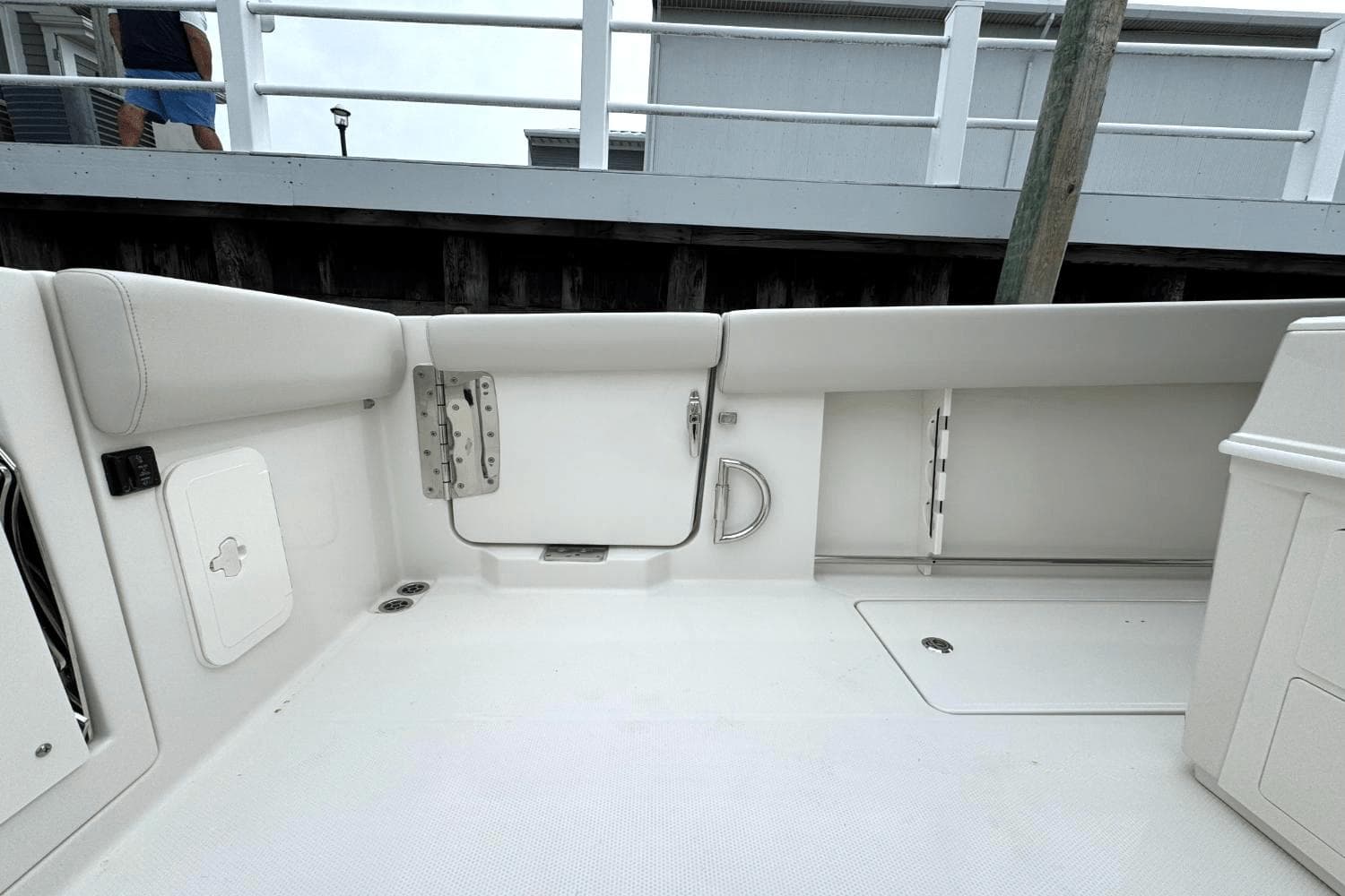 2025 Sailfish 312 CC - 28